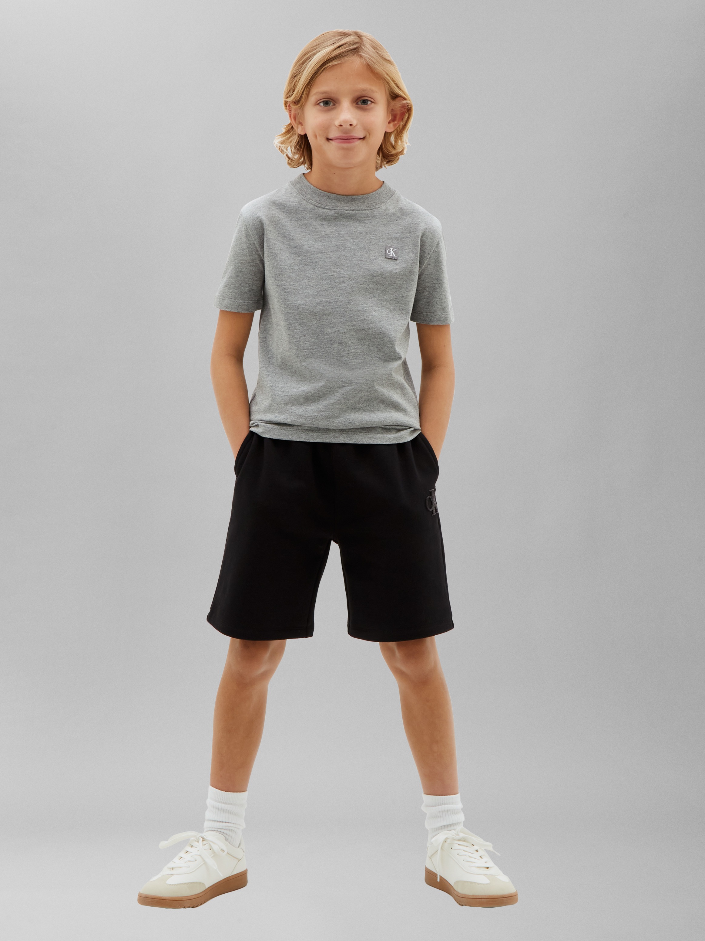 Calvin Klein Jeans T-Shirt »MINI BADGE REGULAR T-SHIRT« Regular fit, Badge