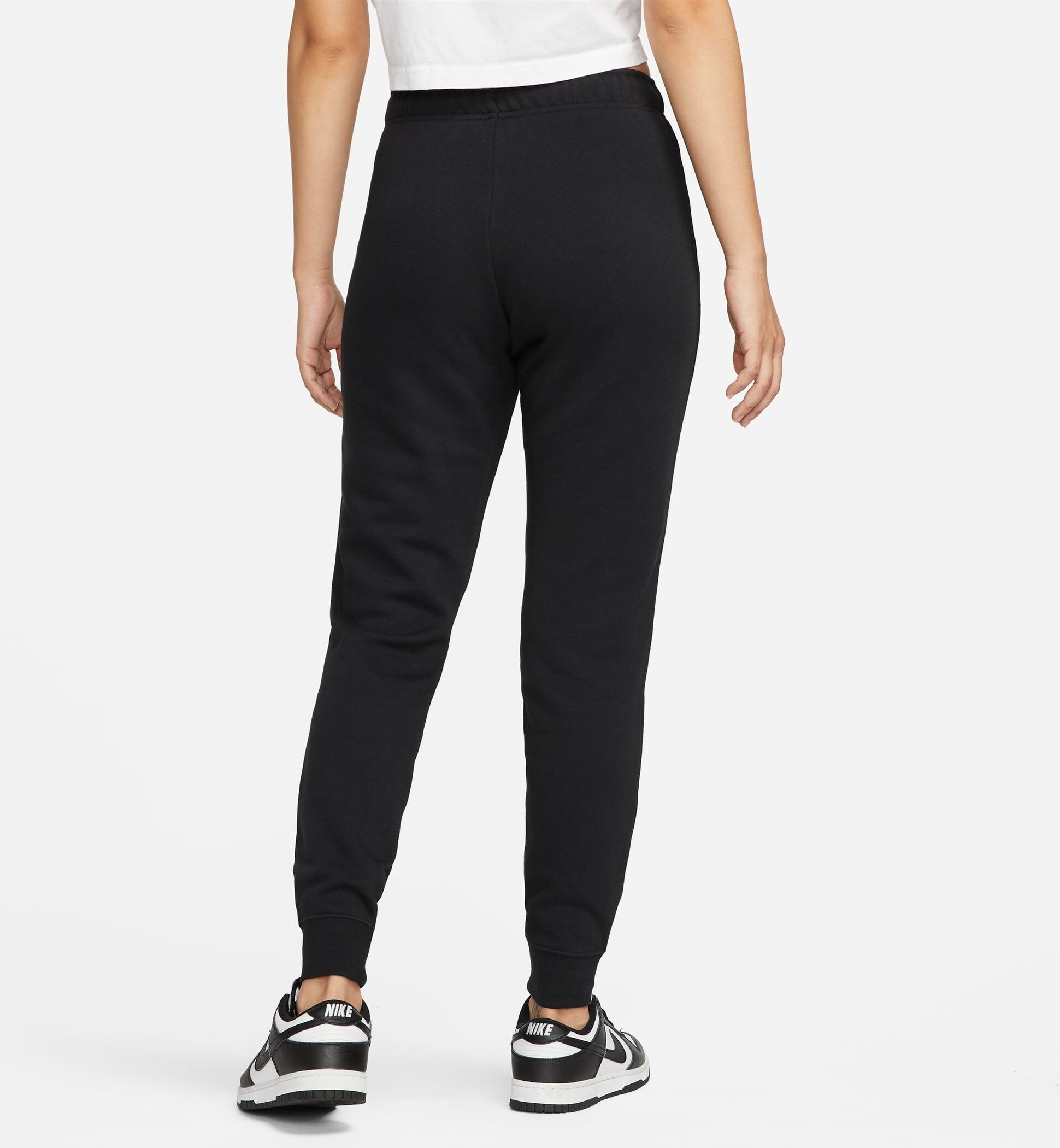 Nike Sportswear Jogginghose »Club Fleece Women's Mid-Rise Slim Joggers«, weiches Fleecematerial