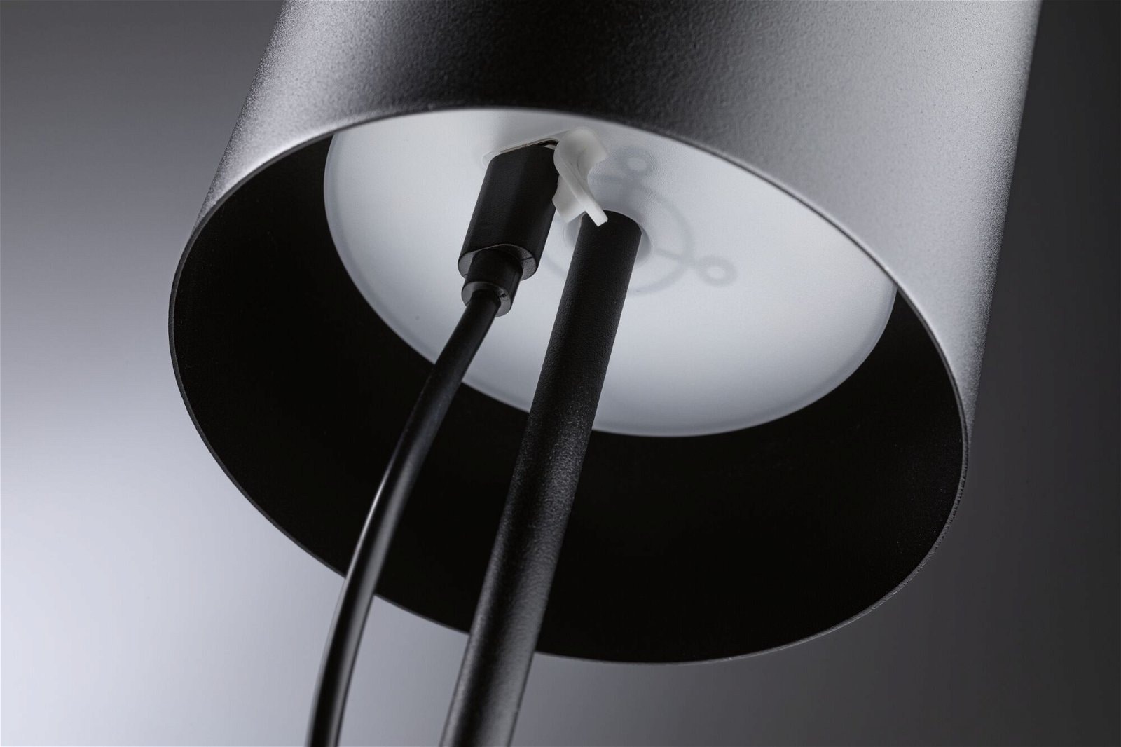 Paulmann LED Außen-Tischleuchte »Mobile Tuni IP44 2700K dimmbar 2,8W USBC«, 1 flammig