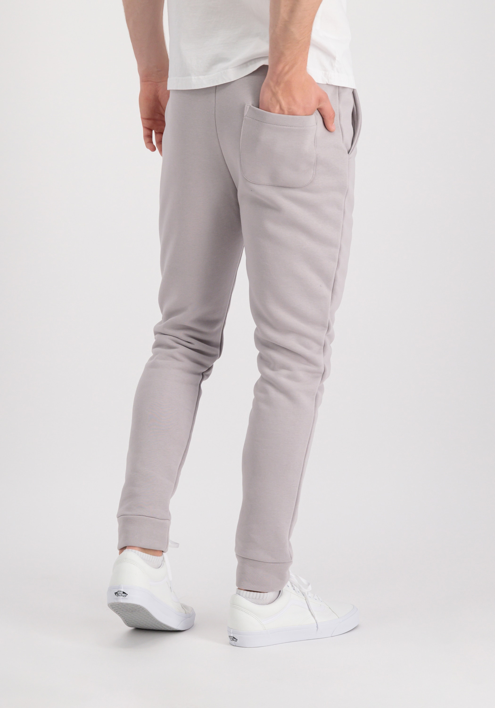 Alpha Industries Jogginghose »Alpha Industries Men - Jogger Organics EMB Jogger«