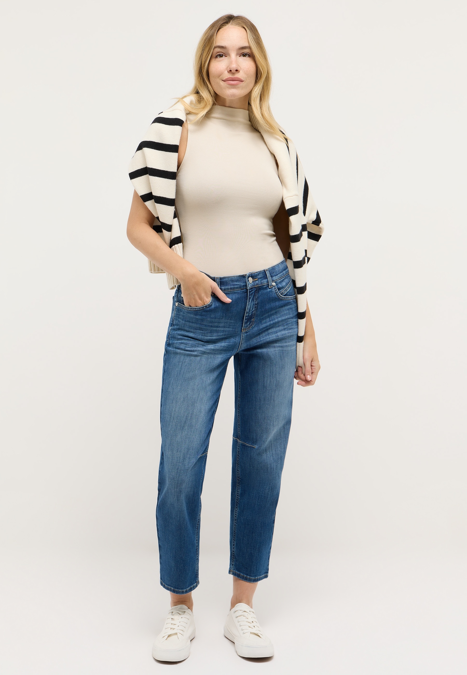 ANGELS 7/8-Jeans »EVY« 7/8-lange Schnittform, lockere Passform, aus Baumwollmischung