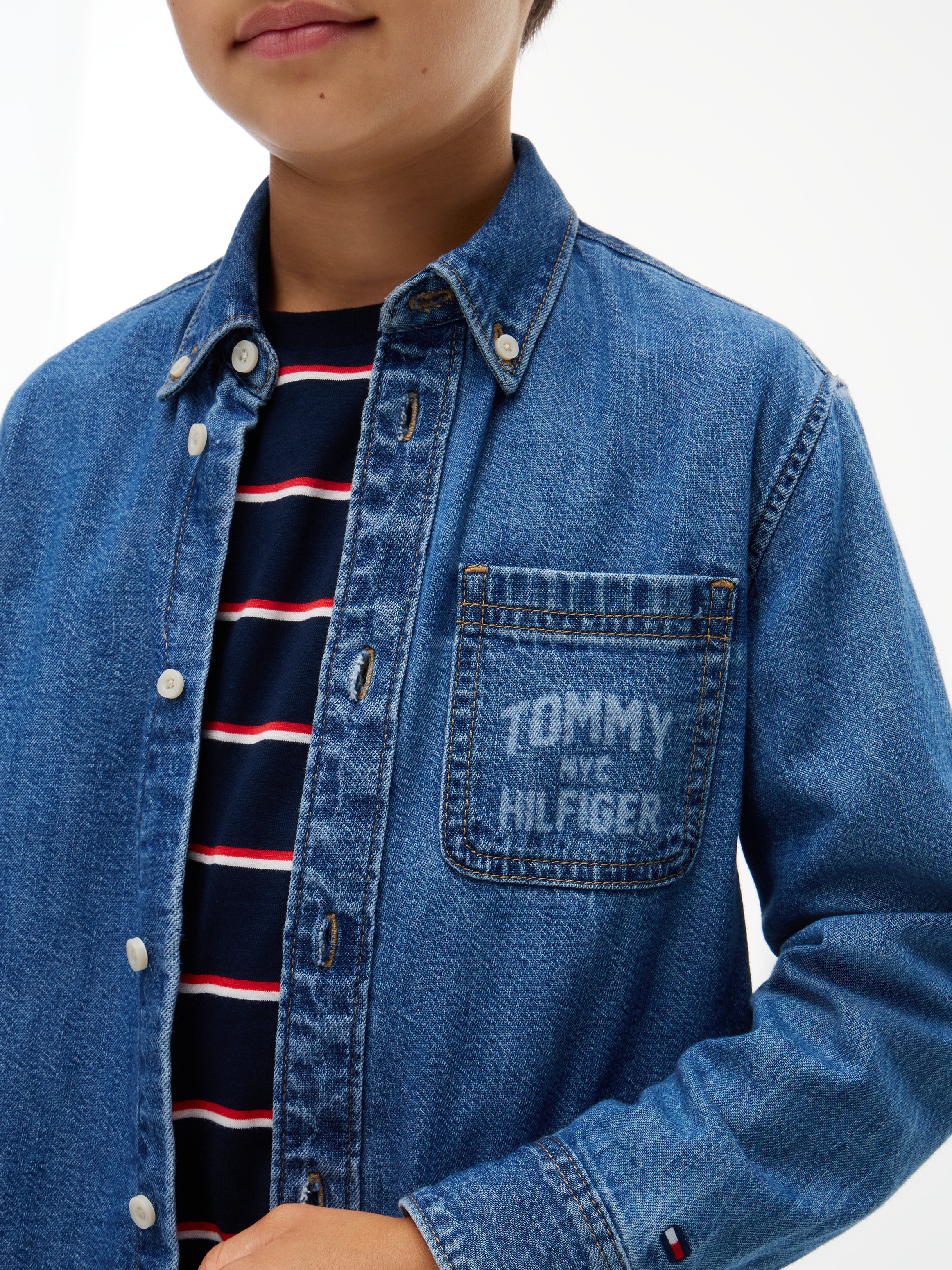 Tommy Hilfiger Jeanshemd Button-down-Kragen, Regular Fit, Brusttasche, Kinder bis 16 Jahre
