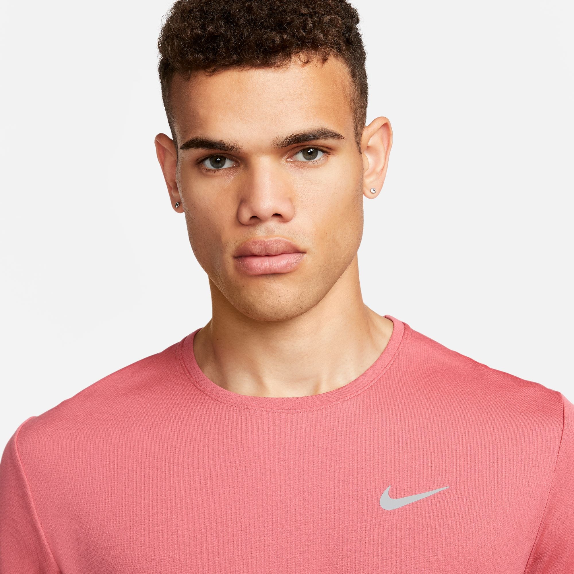 Nike Laufshirt »DRI-FIT UV MILER MEN'S SHORT-SLEEVE RUNNING TOP«