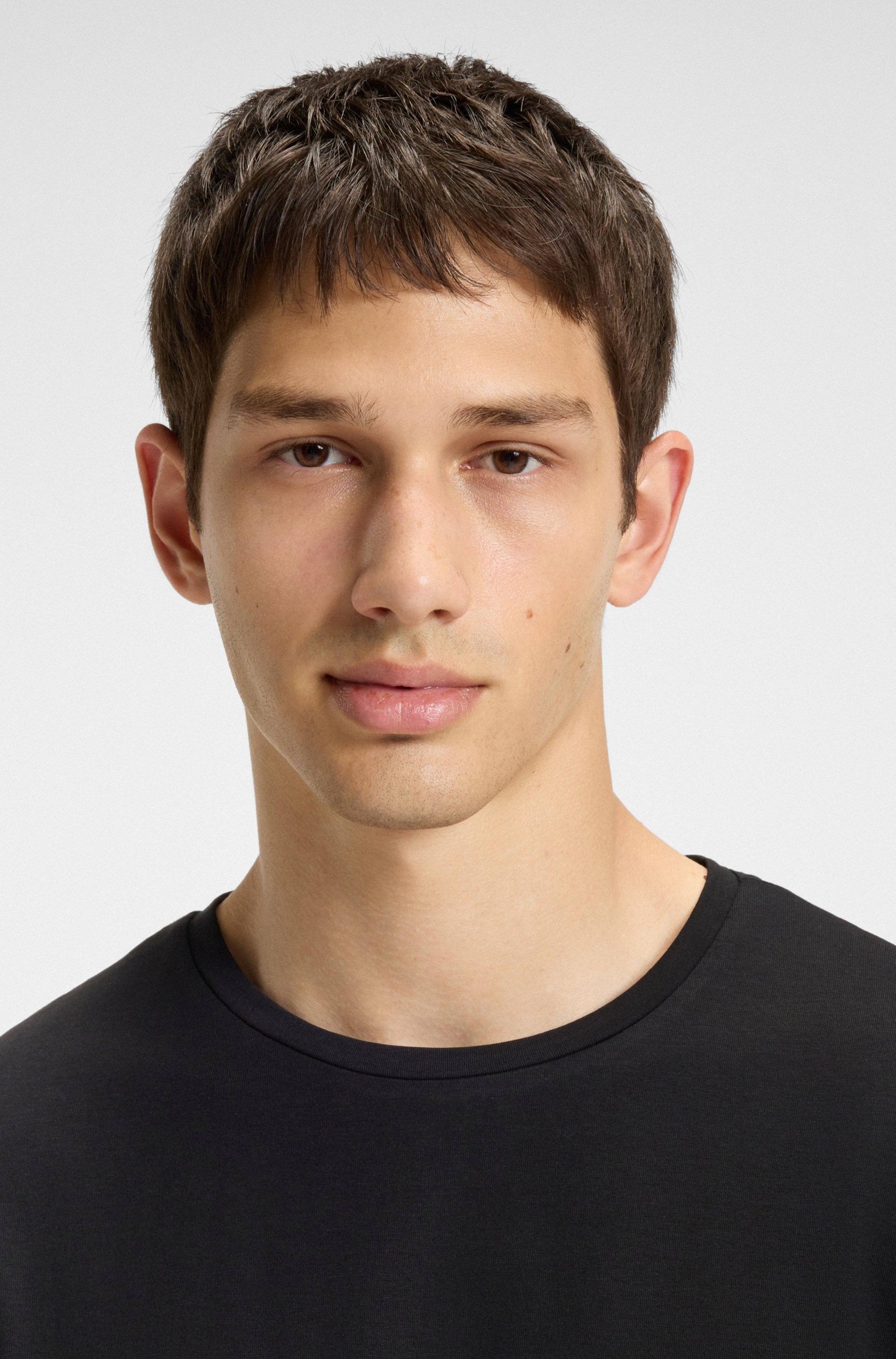 HUGO T-Shirt »HUGO-Round« Packung, 2er,  Rundhalsausschnitt, Slim-Fit, HUGO Logo-Druck