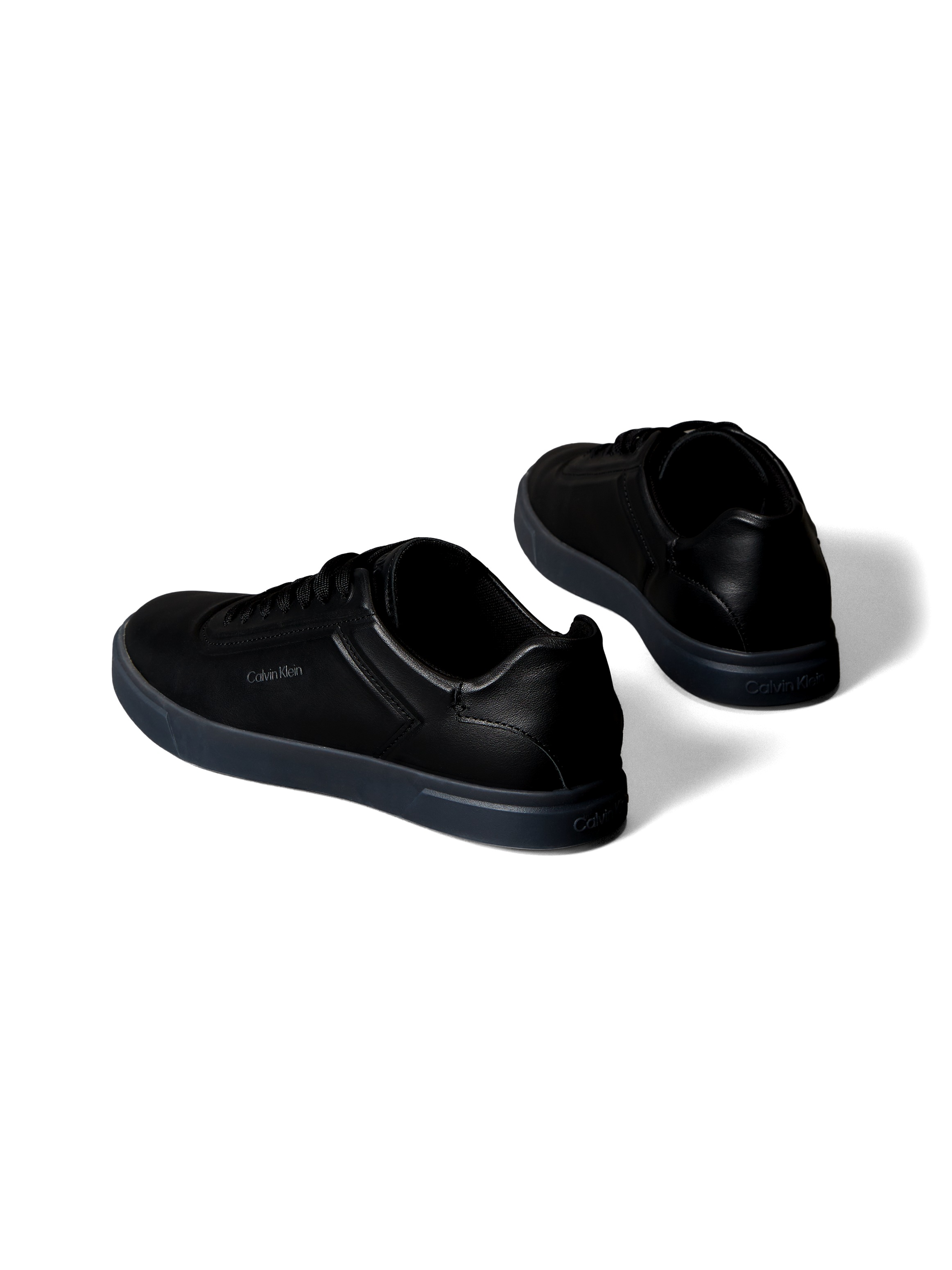 Calvin Klein Sneaker »LOW PRO CUPS LACEUP OXF HF LTH«  Schnürschuh, Halbschuh, Freizeitschuh in monochromer Optik