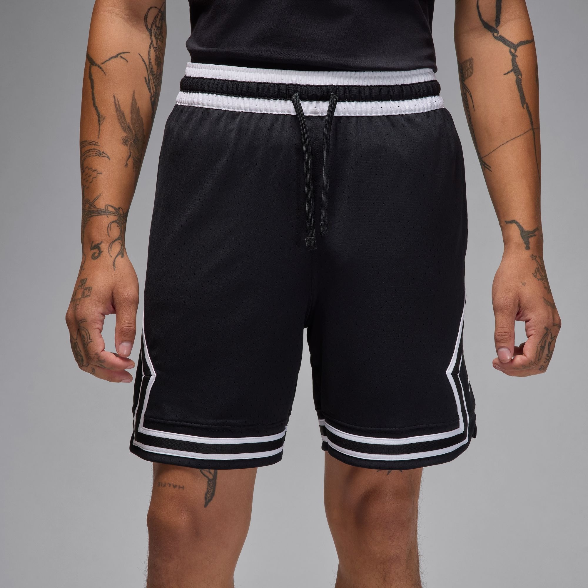 Jordan Trainingsshorts »Jordan Sport Men's Dri-FIT Mesh Diamond Shorts«  mit Kordelzug im Bund, aus Polyester