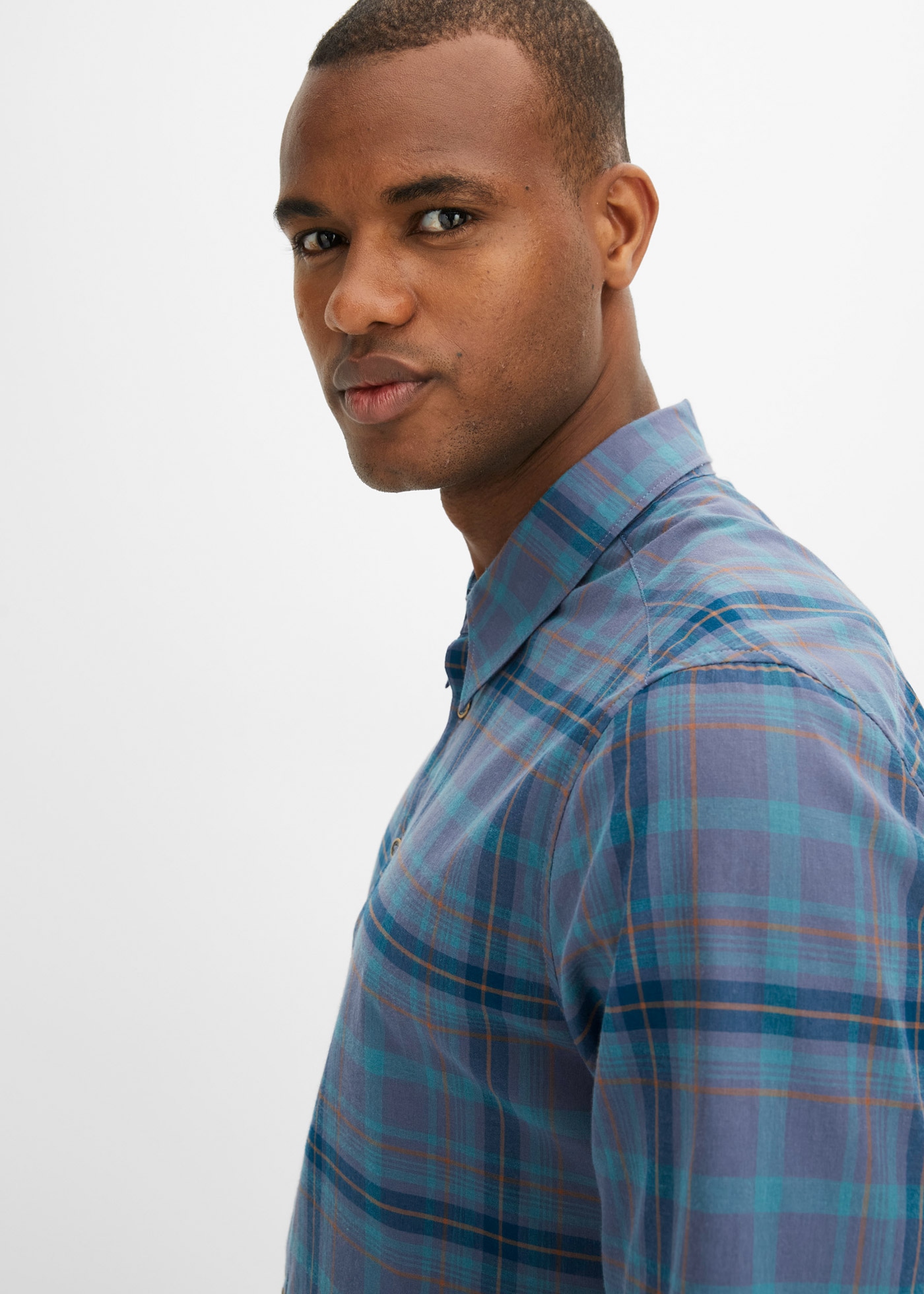 bonprix Kurzarmhemd Regular Fit, aus Baumwolle, mit Karomuster, mit Kentkragen