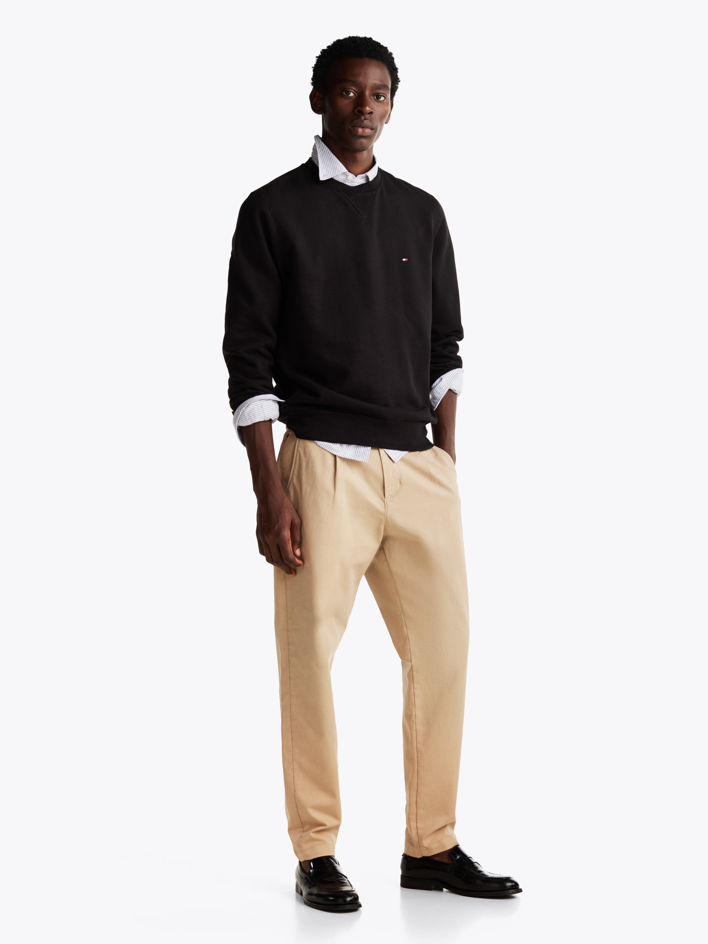 Tommy Hilfiger Sweatshirt »ESSENTIAL FLEECE CREWNECK«, mit Tommy Hilfiger Logostickerei