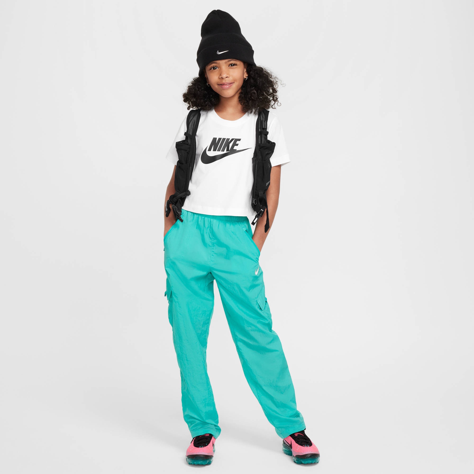 Nike Sportswear Laufshirt »Nike Sportswear Big Kids' (Girls') Cropped T-Shirt« für Teens, mit Rundhalsausschnitt, normale Länge, aus Baumwolle