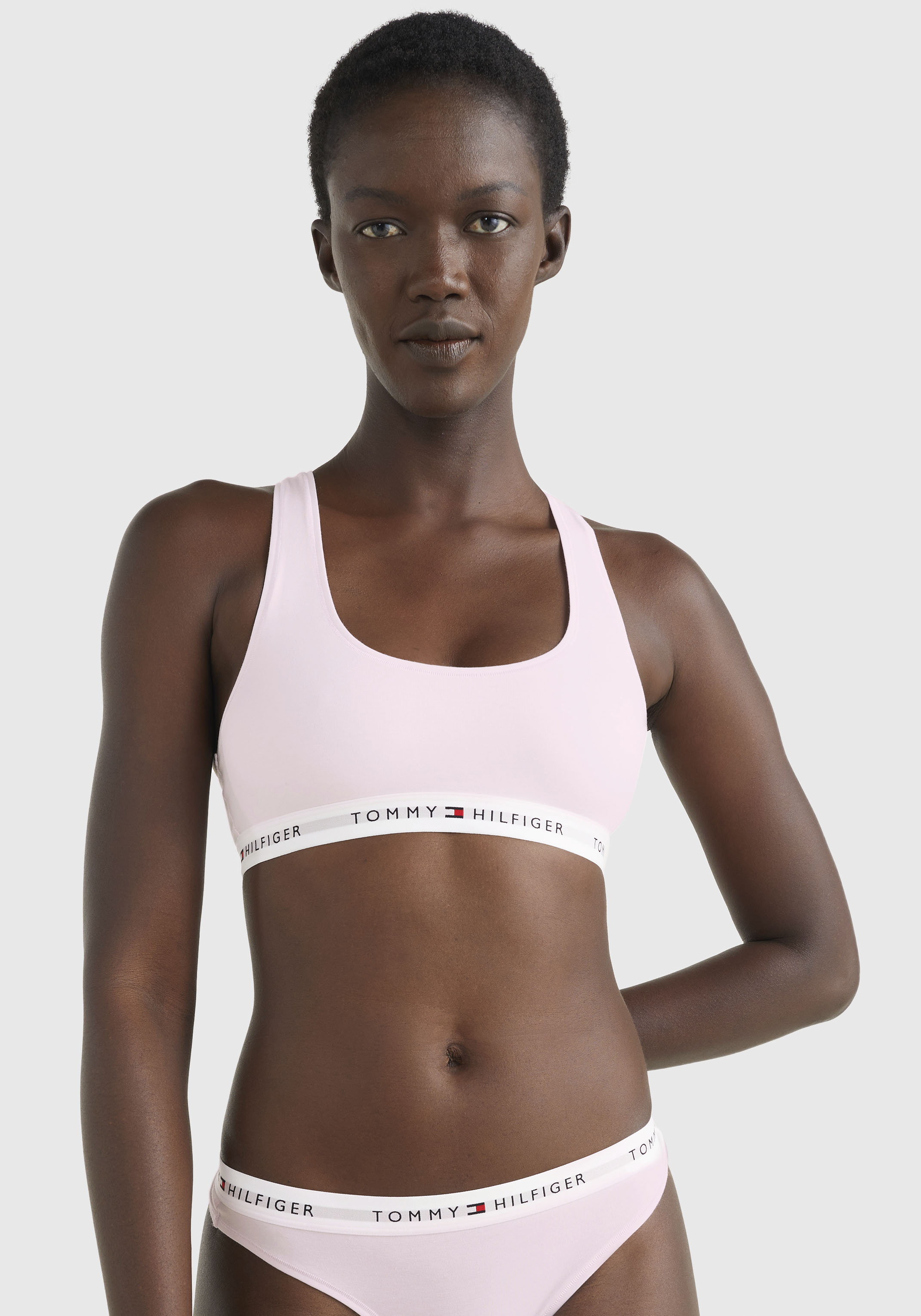 Sport-Bustier, mit Tommy Hilfiger Schriftzügen auf dem Unterbrustband