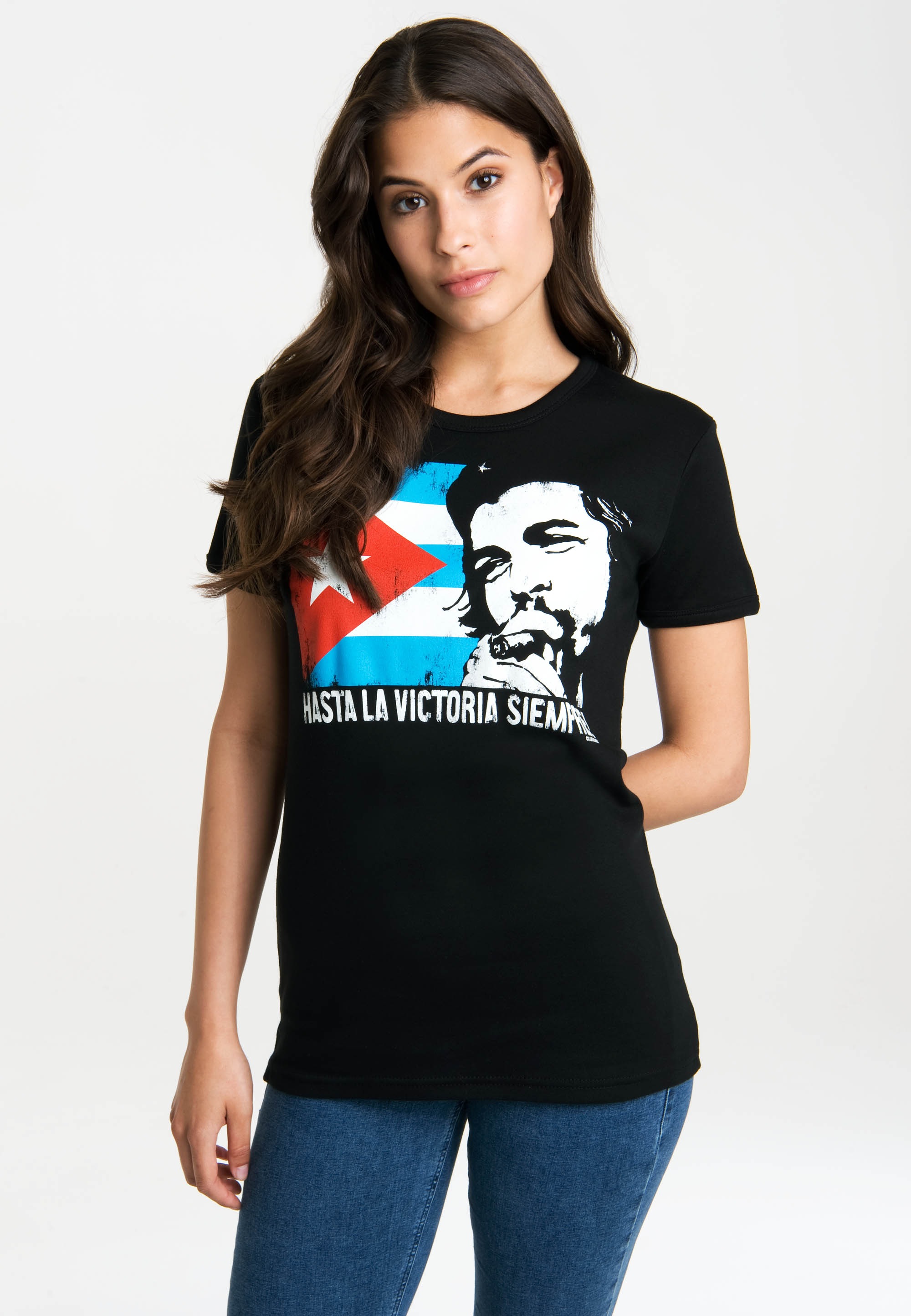 LOGOSHIRT T-Shirt »Che - Cuban Flag«, mit lizenziertem Originaldesign