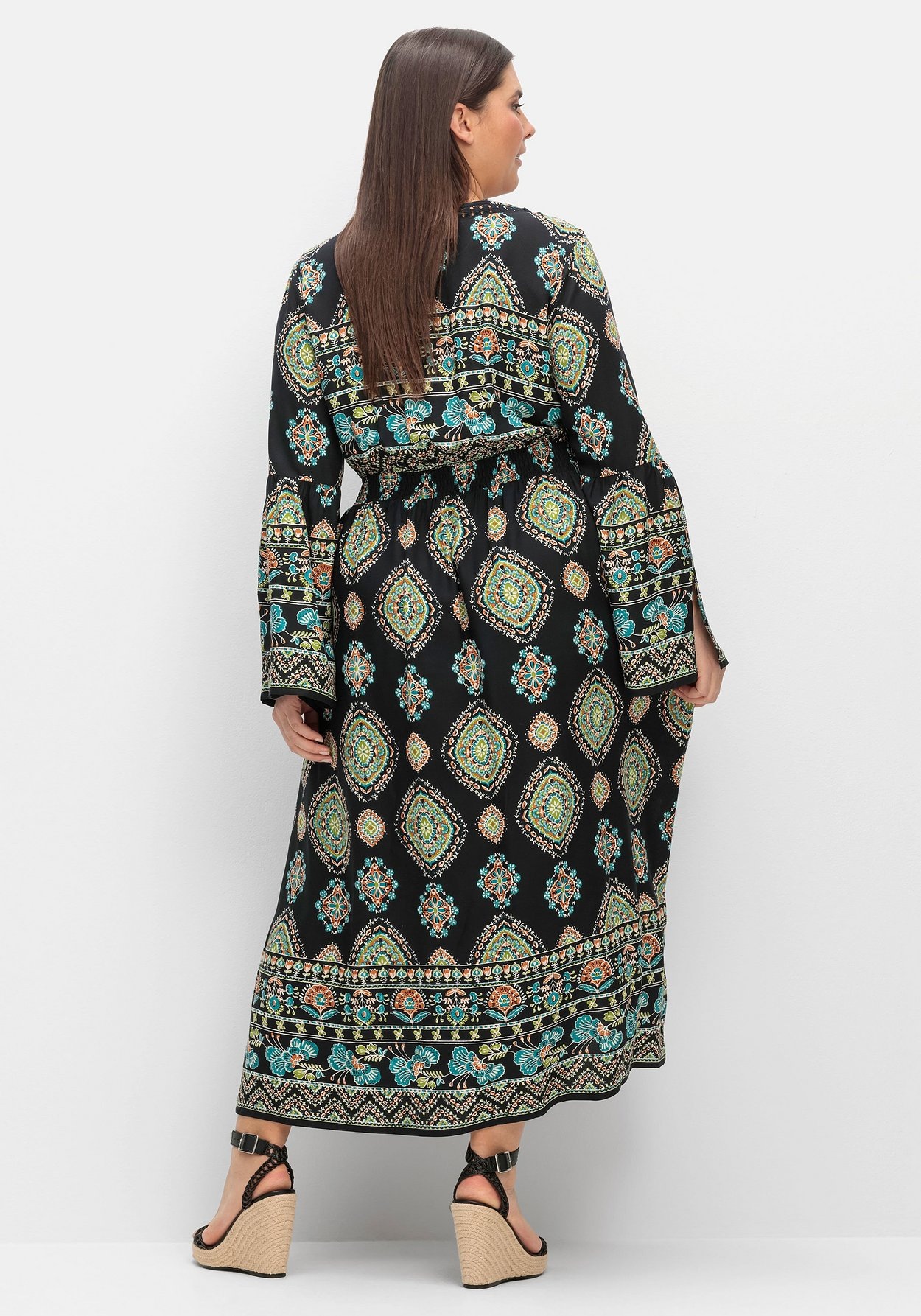 Sheego Maxikleid »Maxikleid im Boho-Stil, mit Trompetenärmeln«