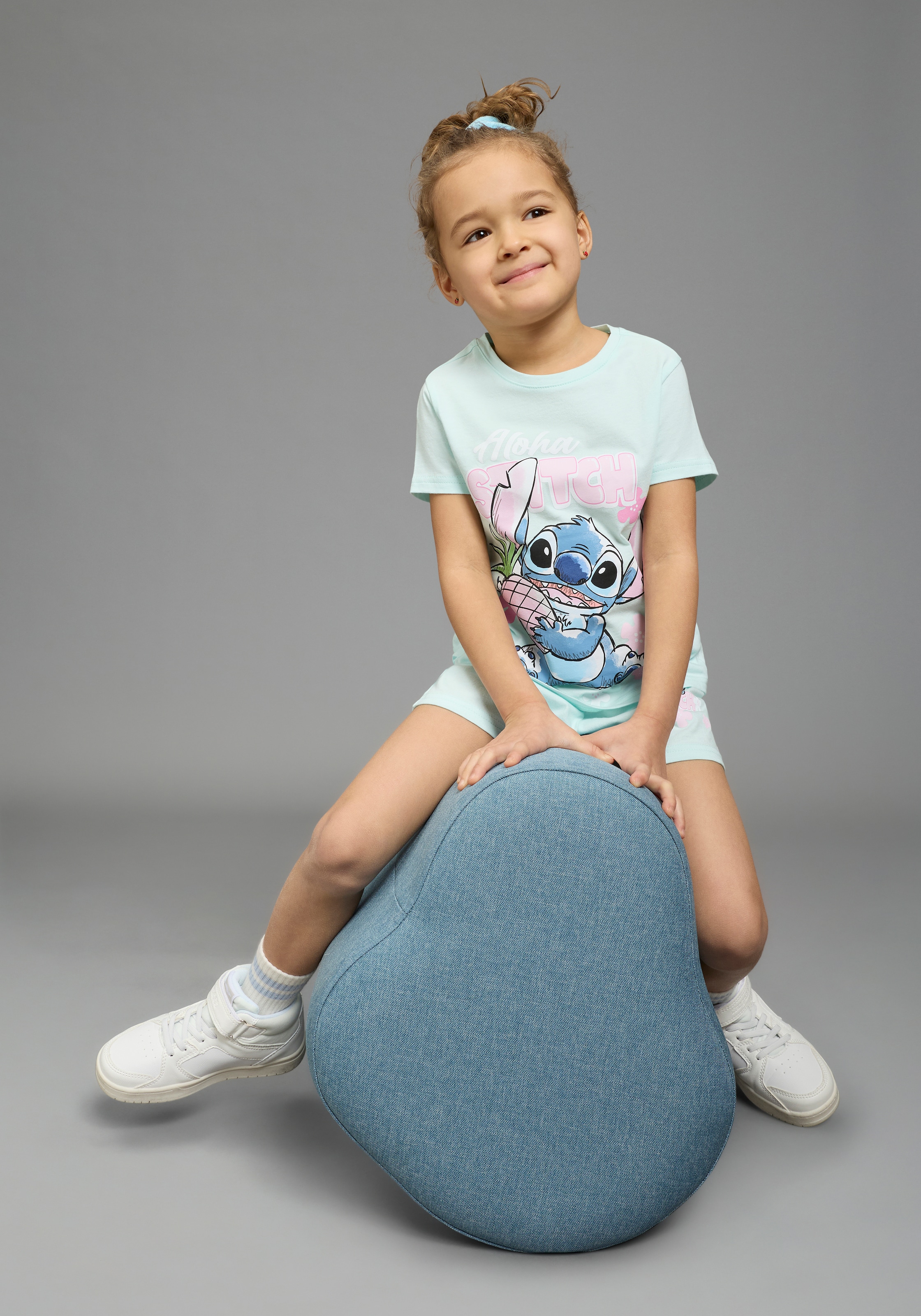 KIDSWORLD Shirt & Shorts »STITCH 2tlg. Set von Disney« Set, 2 tlg. verschiedene Größen, bedrucktes Design, aus Baumwolle