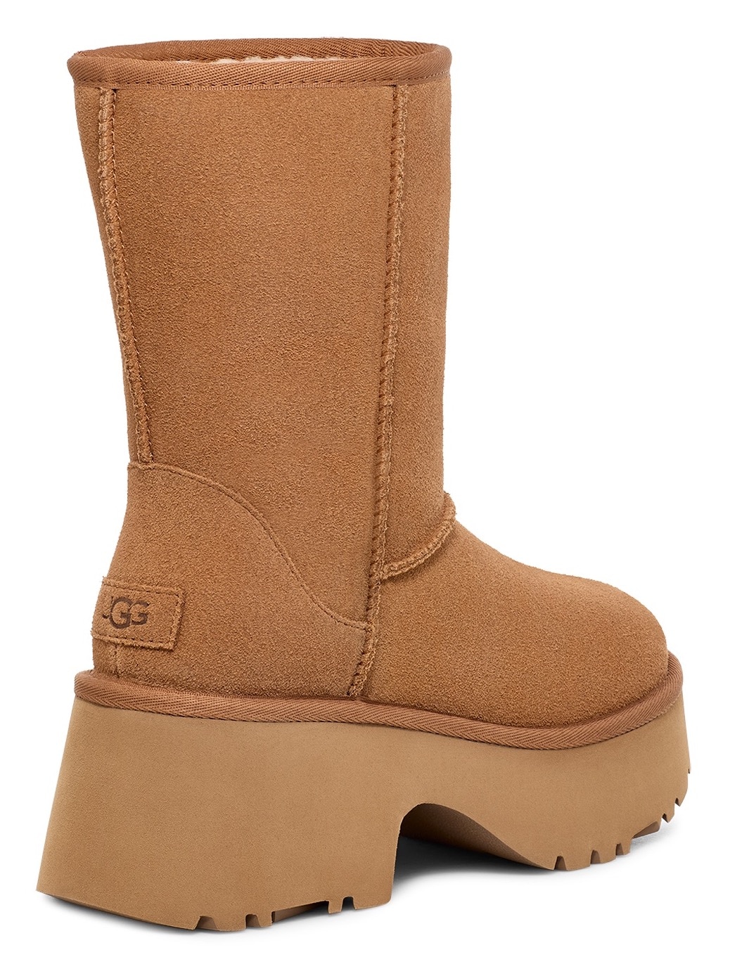 UGG Schlupfstiefel »CLASSIC SHORT NEW HEIGHTS«, Plateau Stiefel, Winterstiefel, Boots mit Innen-Reißverschluss