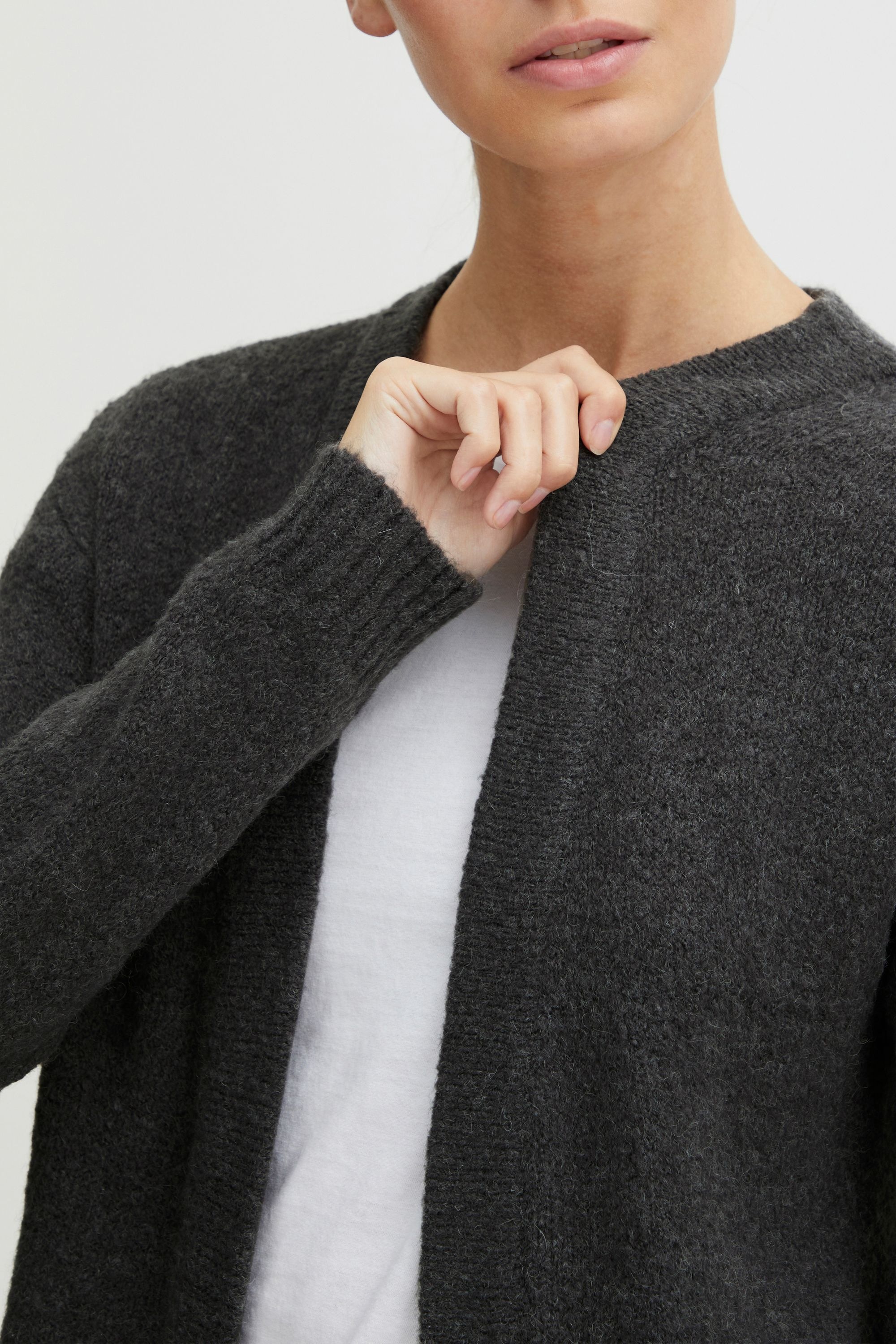 OXMO Strickjacke »Strickjacke OXSally«