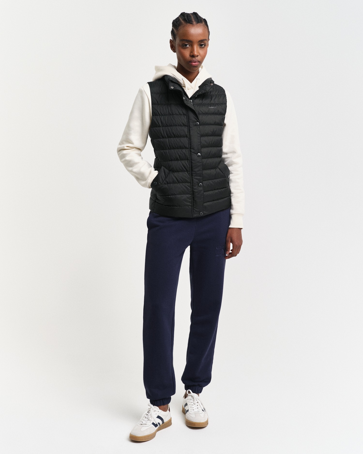 Gant Steppweste »LIGHT DOWN VEST«, mit Logodruck auf der Brust
