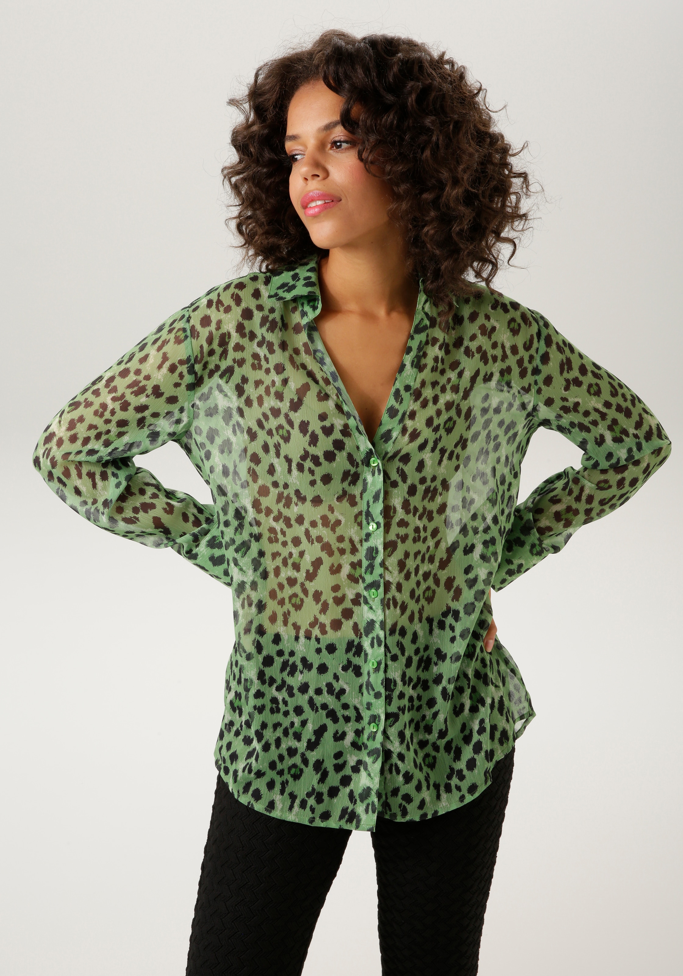 Hemdbluse, mit trendfarbenem Animal-Print