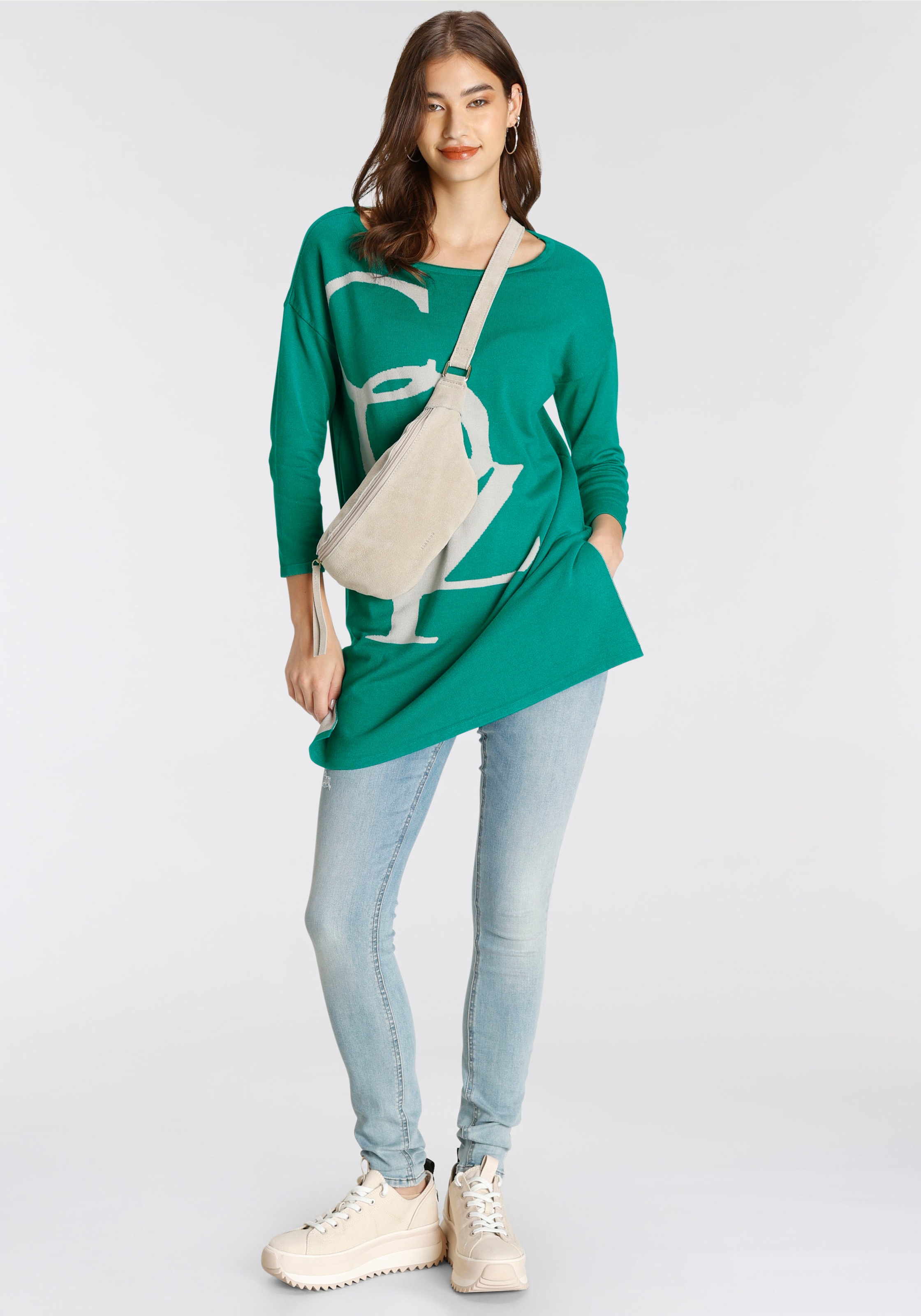 Laura Scott Longpullover, mit modernen Schriftzug