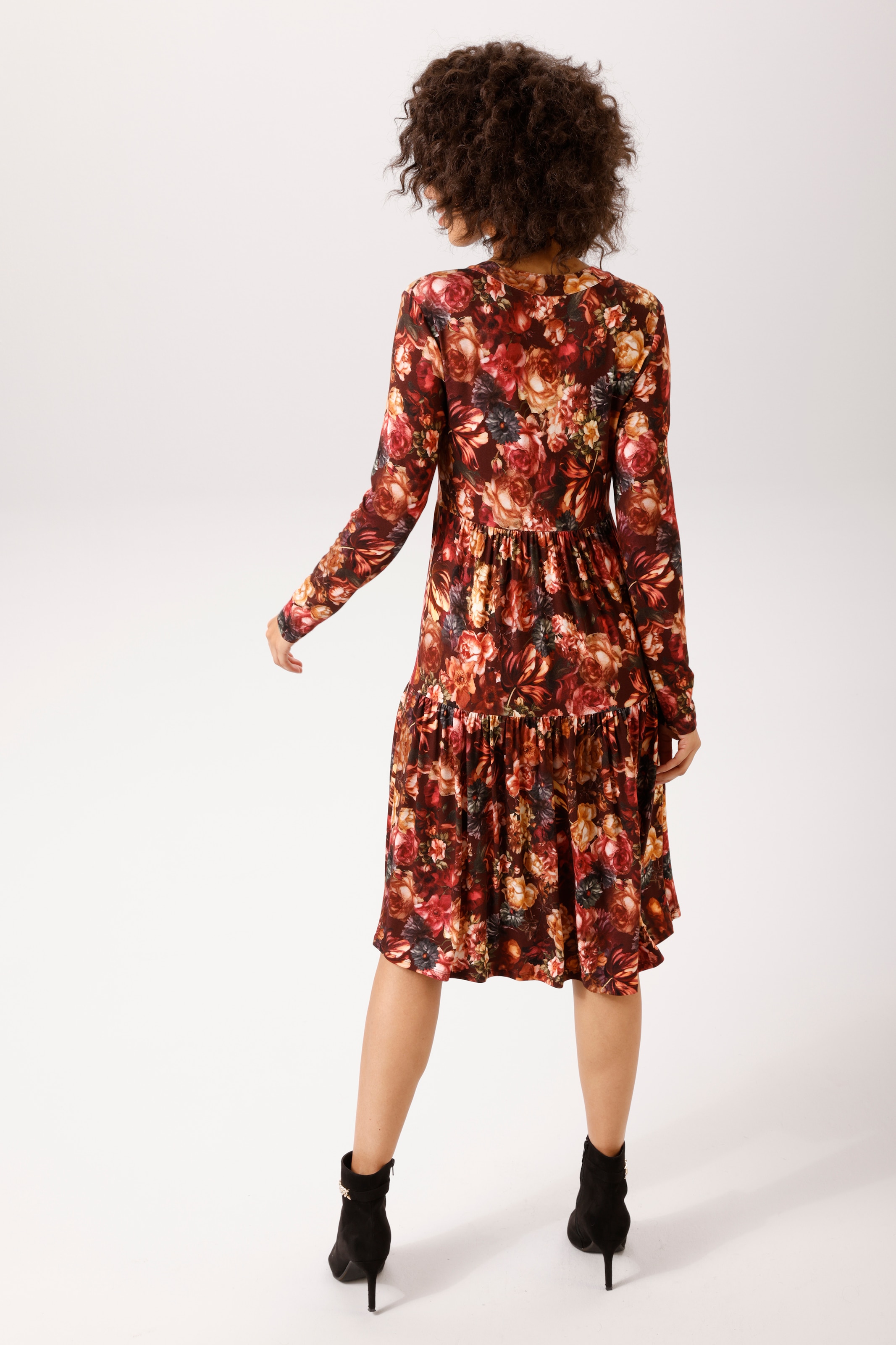 Aniston CASUAL Jerseykleid mit farbharmonischen Blumendruck - NEUE KOLLEKTION