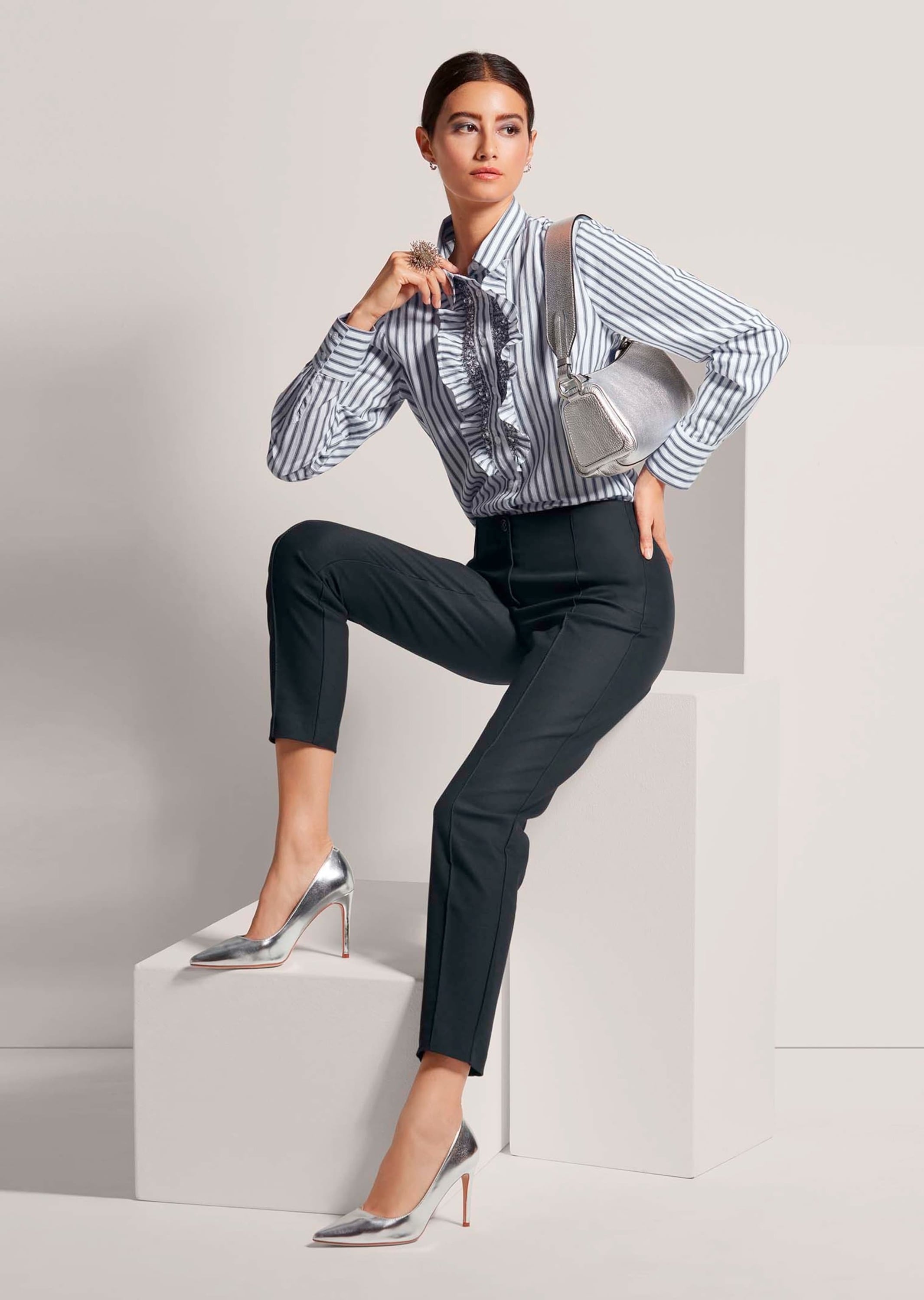 MADELEINE Langarmbluse »Bluse Streifenbluse mit Rüschen und Glanz-Akzenten«