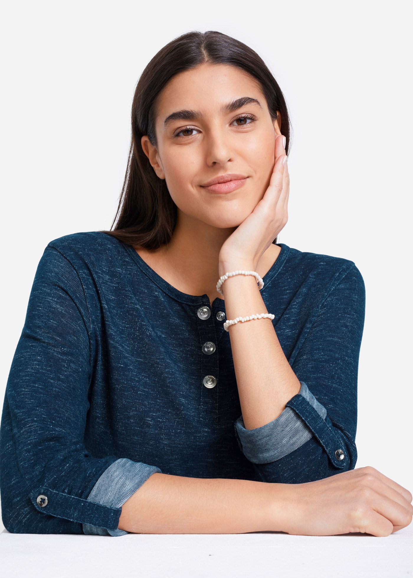 bonprix Langarmshirt im Henley-Look, mit krempelbaren Ärmeln, abgerundeter Saum