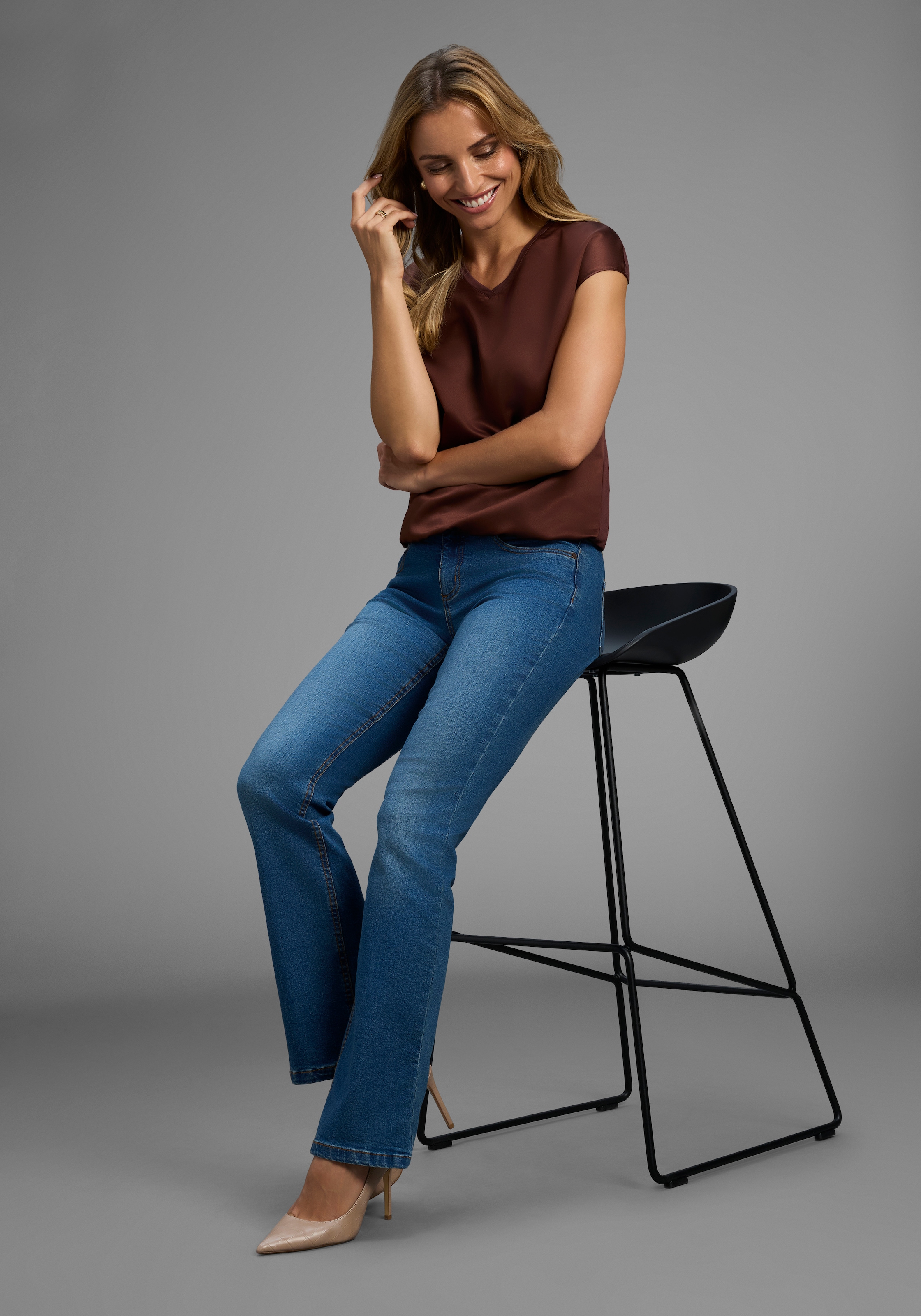 Arizona Bootcut-Jeans »Bund mit seitlichem Gummizugeinsatz«, hohe Leibhöhe, Bootcut, mit Stretch, klassischer 5-Pocket-Style