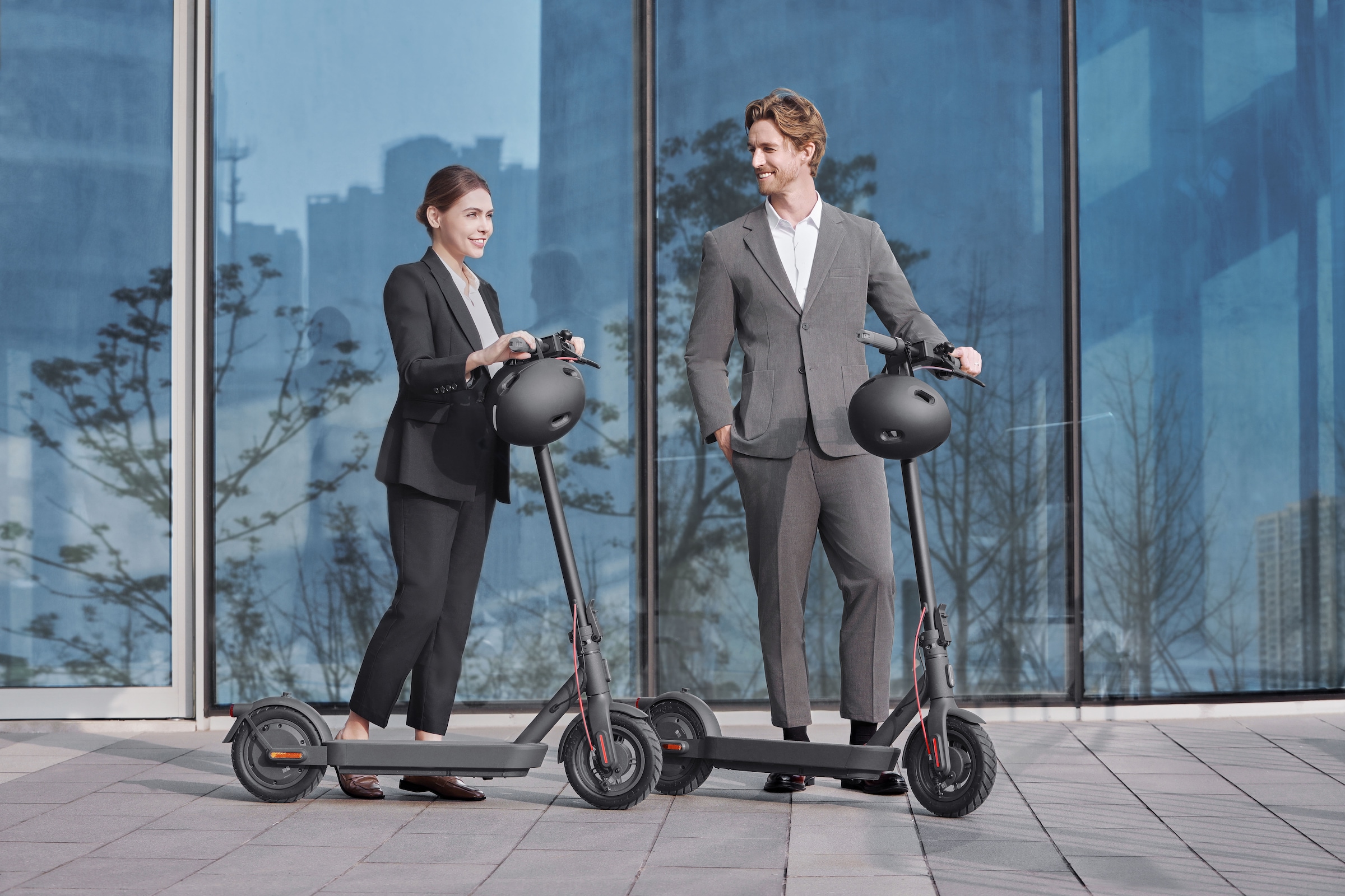 Xiaomi E-Scooter »Xiaomi Electric Scooter 4 Lite GE, 2nd Gen«, mit Straßenzulassung, bis zu 20 km Reichweite