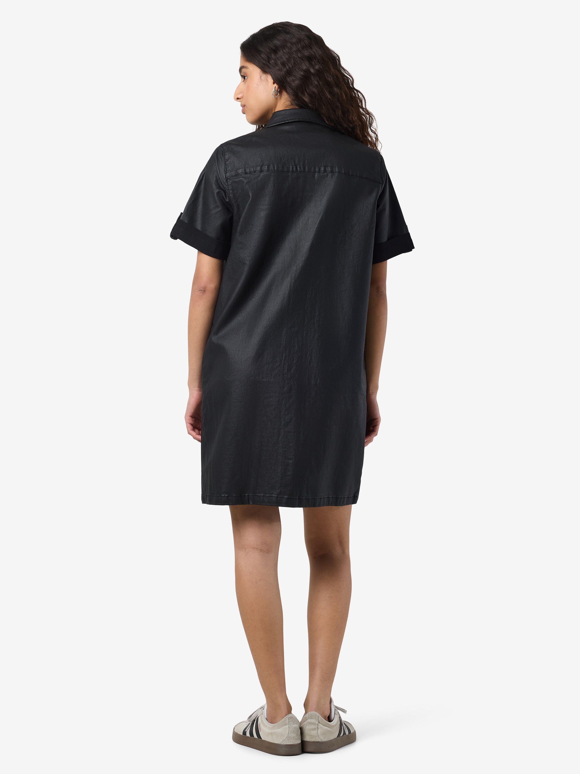 Noisy may Minikleid »NMNEW SIGNE S/S COATED DENIM DRESS NOOS«