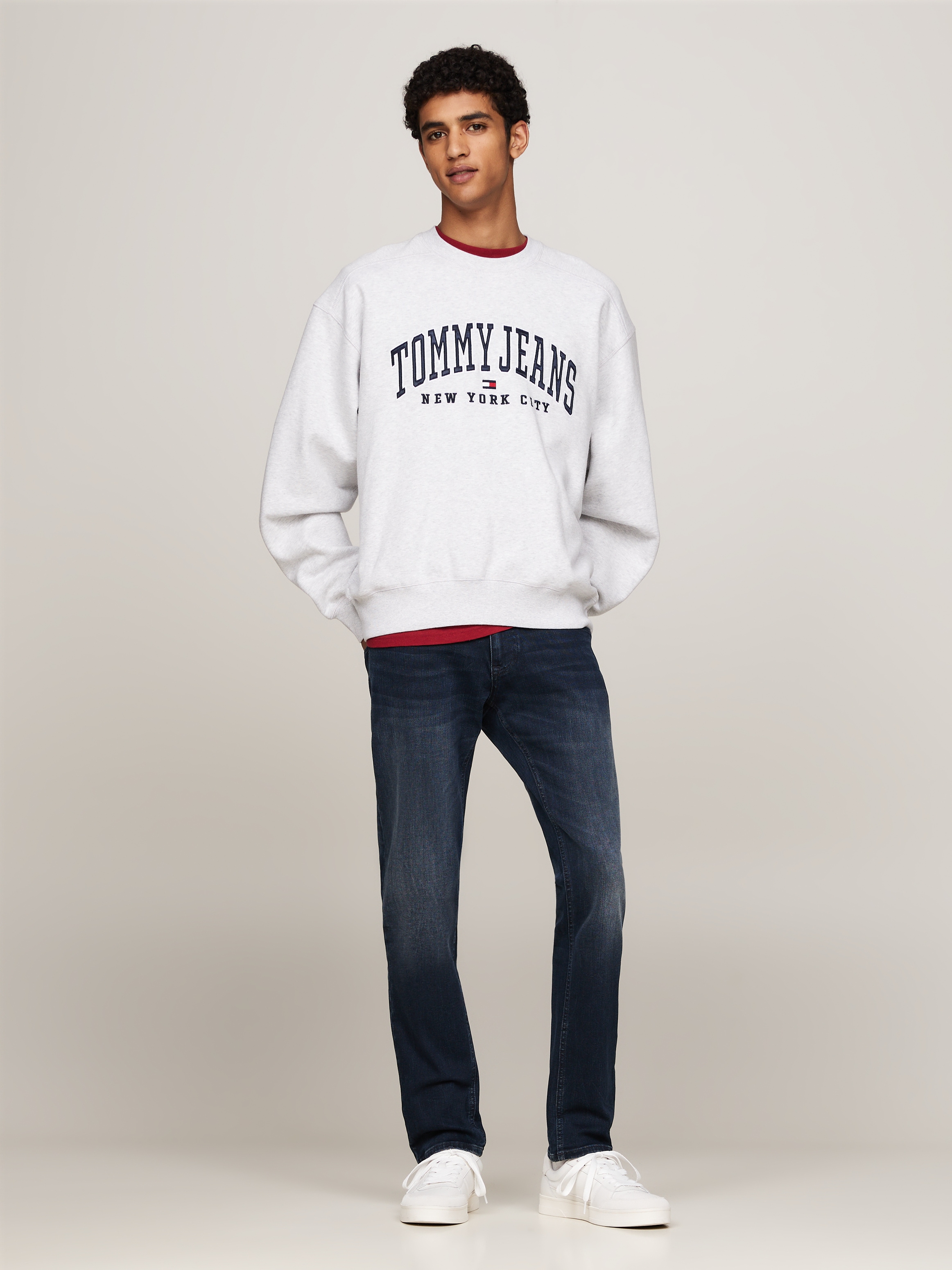 Tommy Jeans Slim-fit-Jeans »SCANTON SLIM«, mit Logoprägung