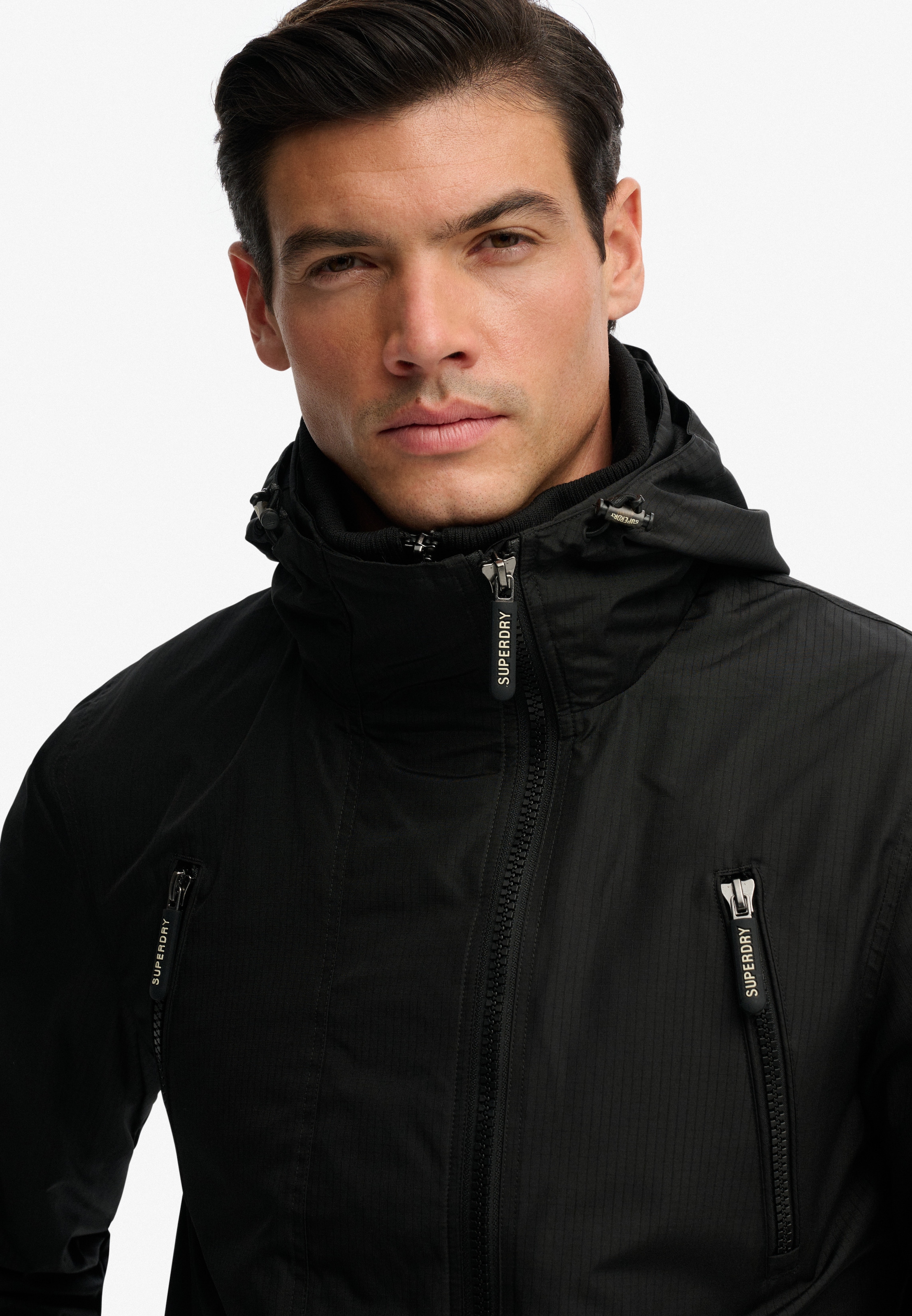 Superdry Windbreaker »HOODED MTN WINDBREAKER JACKET« mit Kapuze