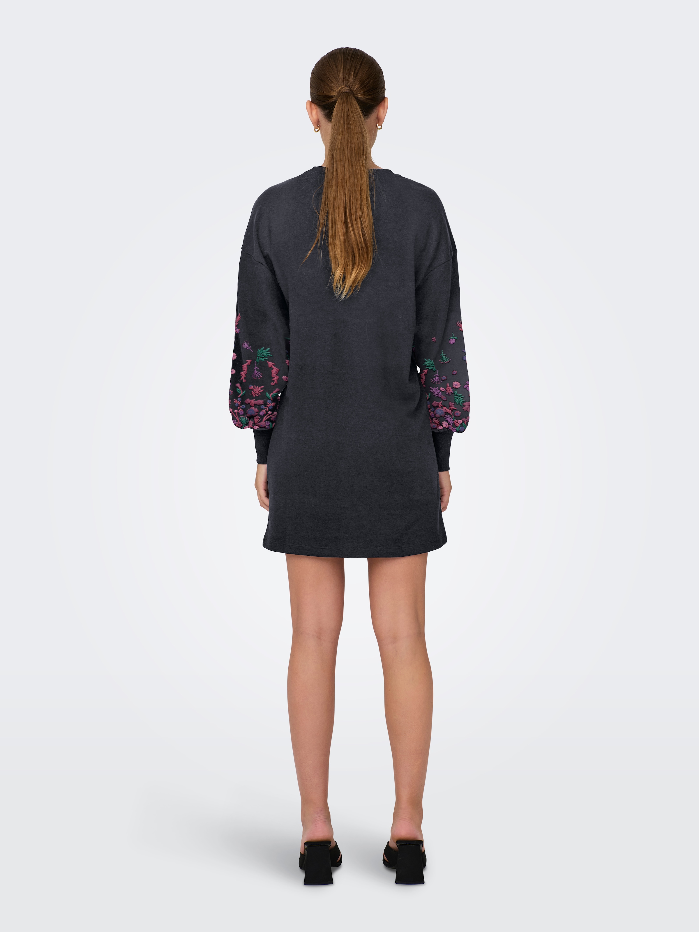ONLY Sweatkleid »ONLBROOKE LS SHORT DRESS FLOWER SWT NOOS«