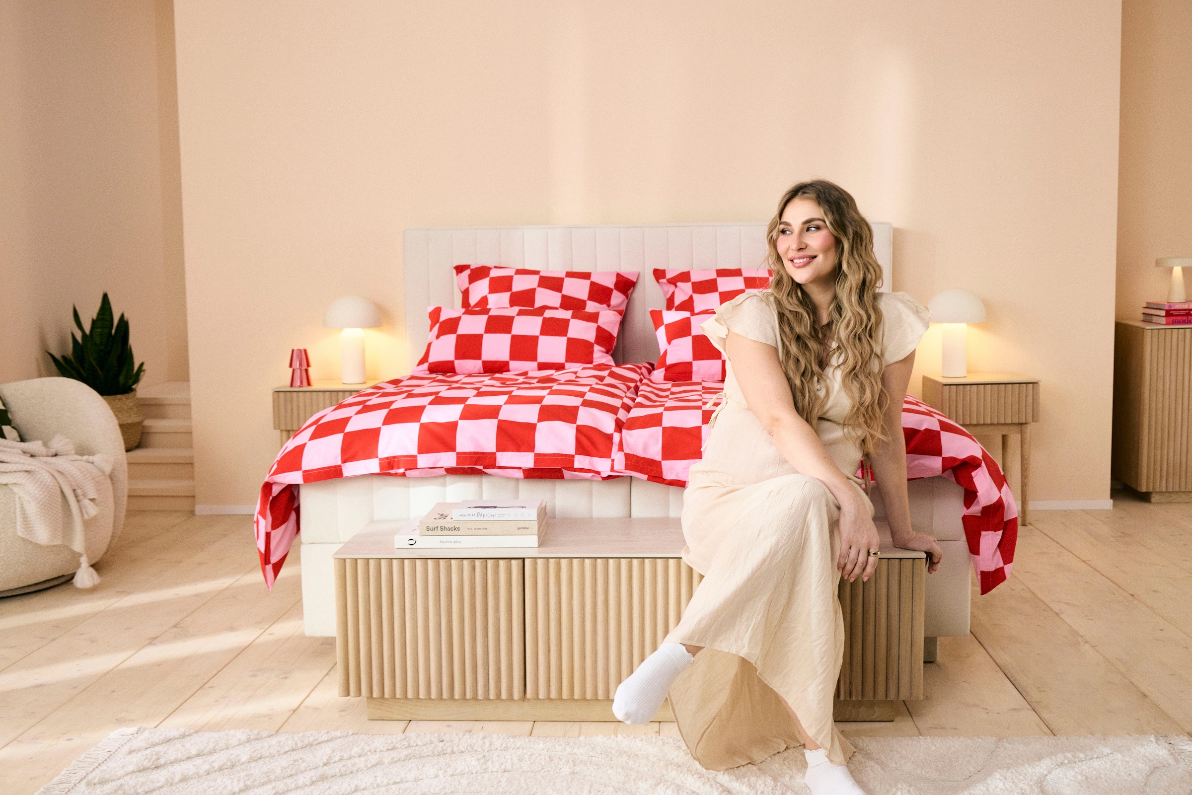 homsy by Ana Johnson TV-Schrank »Solva« Holzoptik aus Esche, geriffelte Front, Keramikplatte, Breite 138 cm