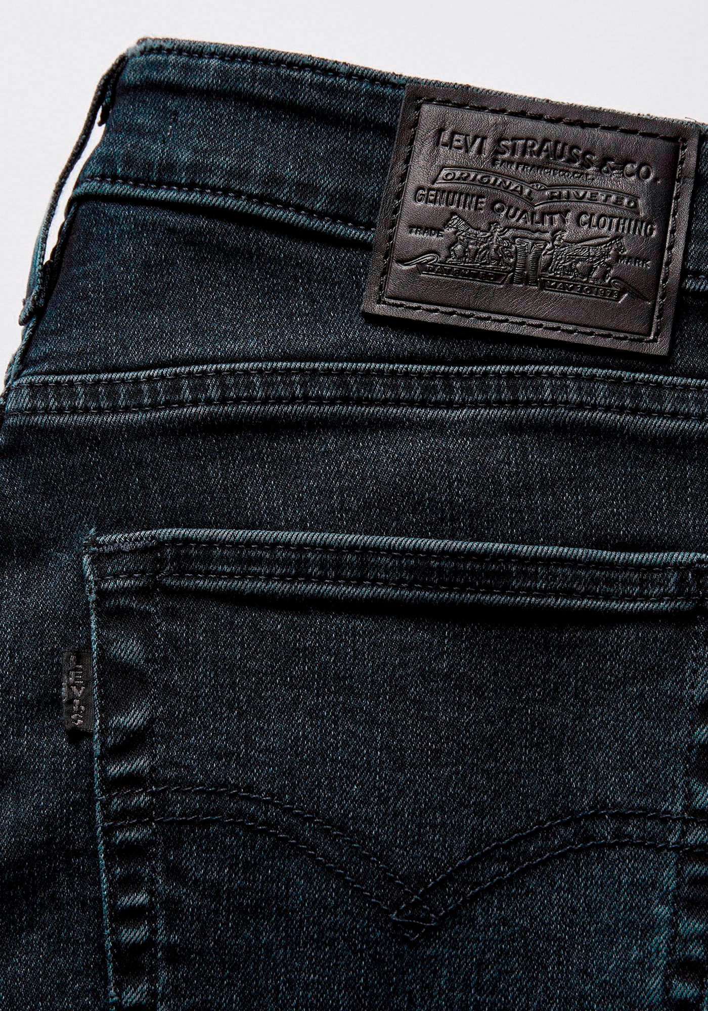 Levi's® Bootcut-Jeans »725 High-Rise Bootcut«, mit Schlitz