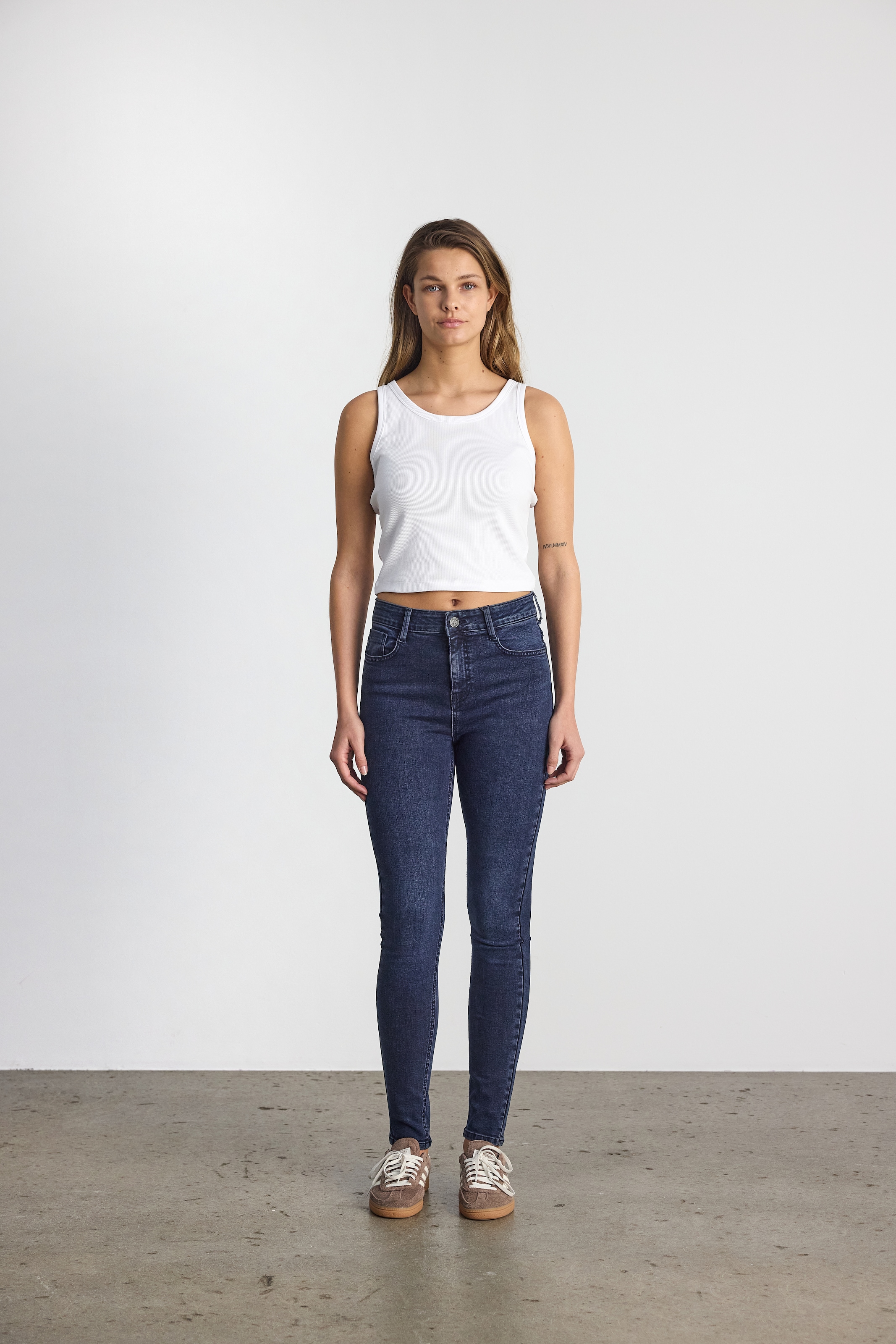Noisy may Skinny-fit-Jeans »NMSENDIE HW AUTHENTIC SKINY AZ445DB NOOS«