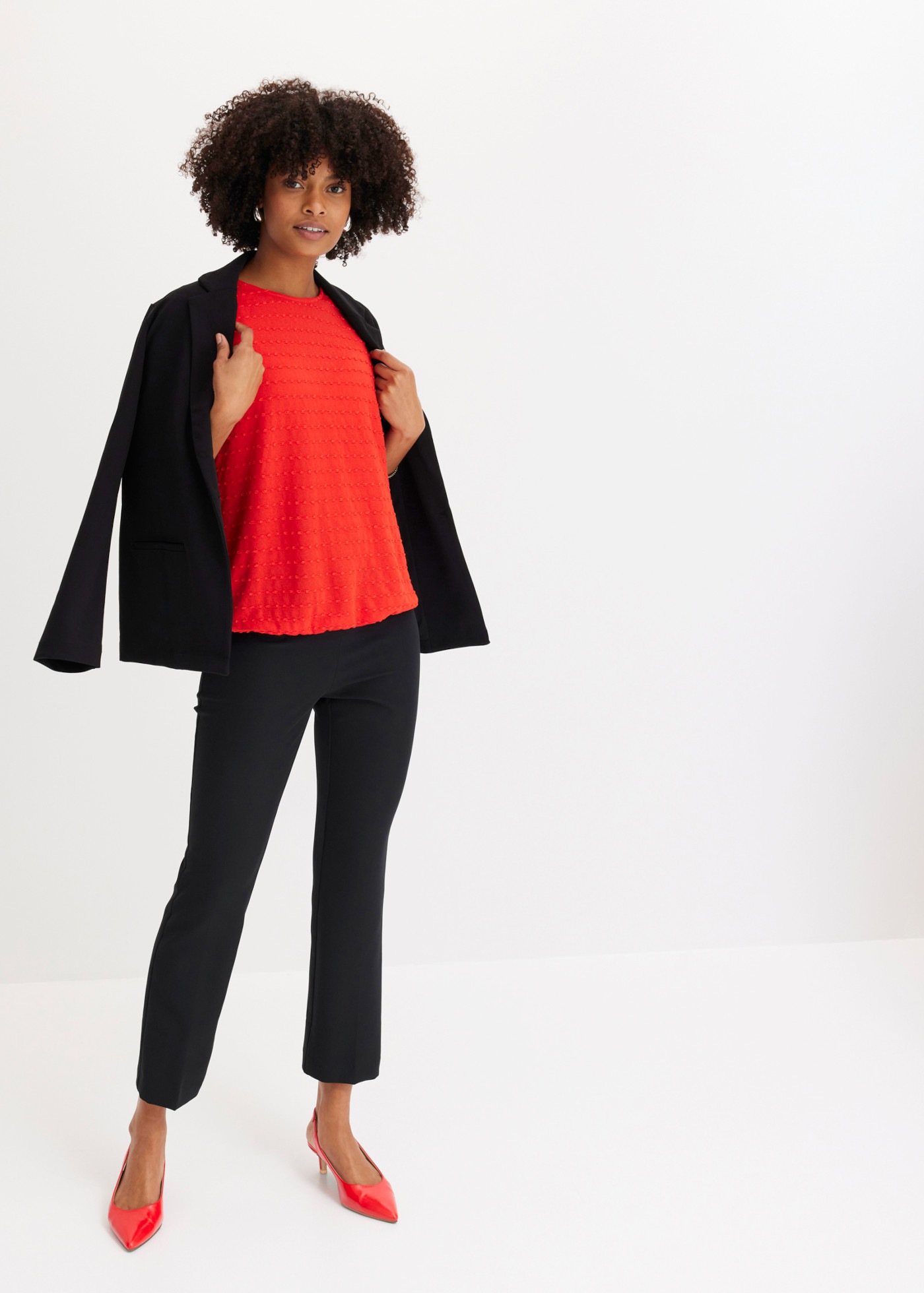 bonprix Tunikashirt Oversize-Passform, ohne Kragen, aus Polyester, Viskose und Elasthan