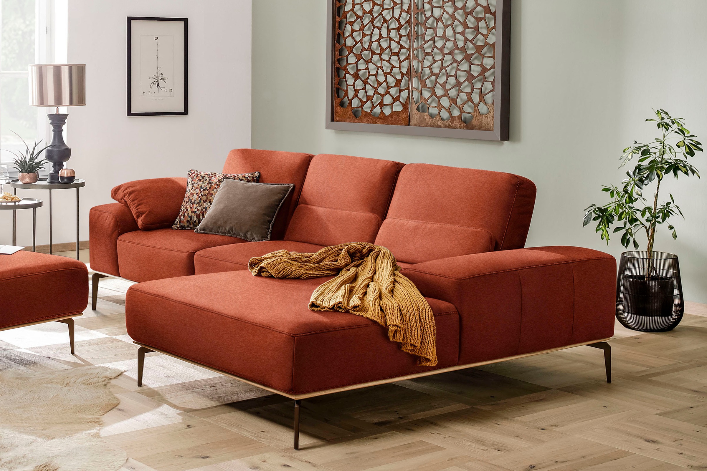W.SCHILLIG Ecksofa »run, Designsofa mit tollem Sitzkomfort, bequem, L-Form«, mit Holzsockel, Füße in Bronze pulverbeschichtet, Breite 279 cm