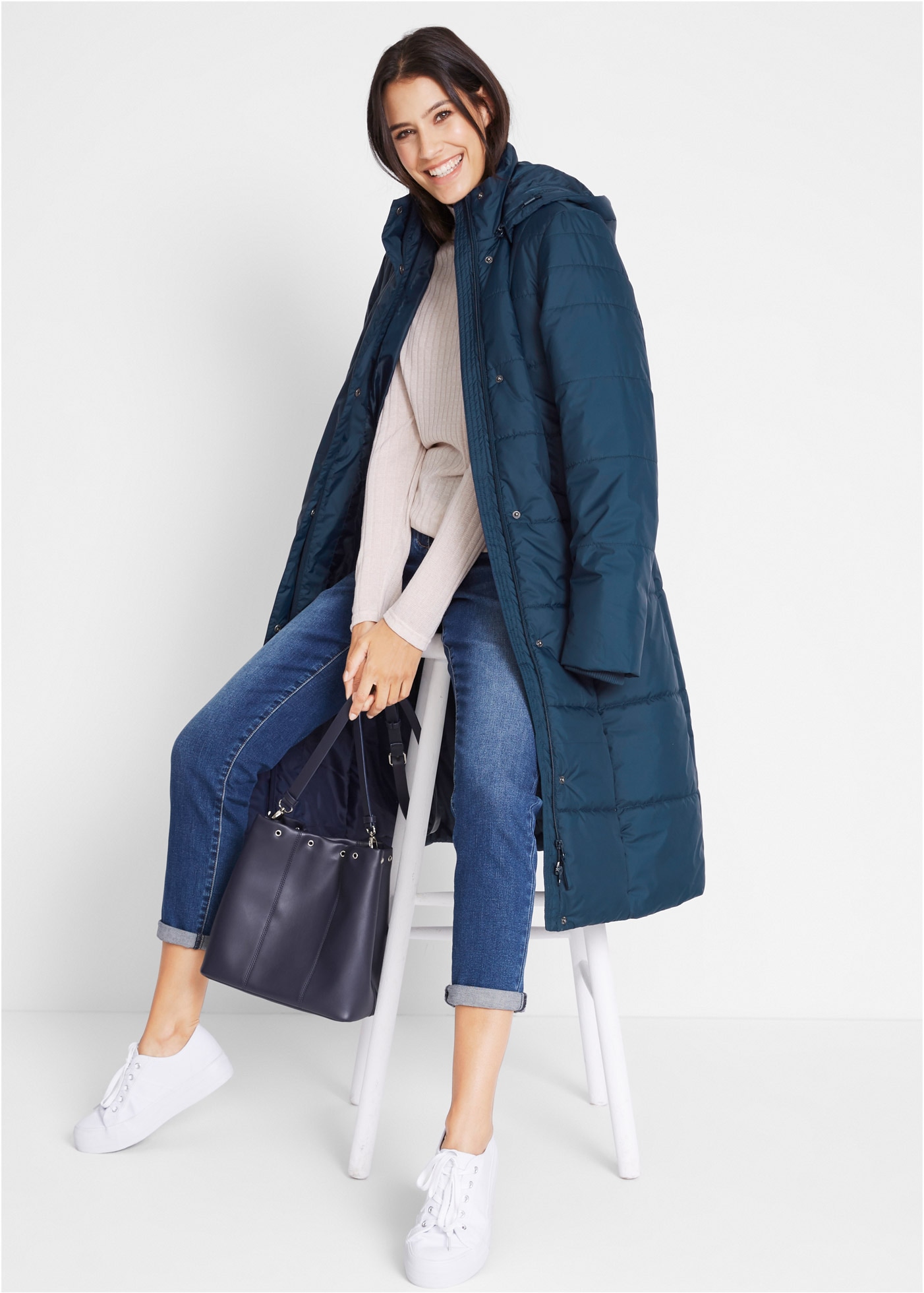 bonprix Steppmantel »Steppmantel mit abnehmbarer Kapuze« Steppmantel mit abnehmbarer Kapuze