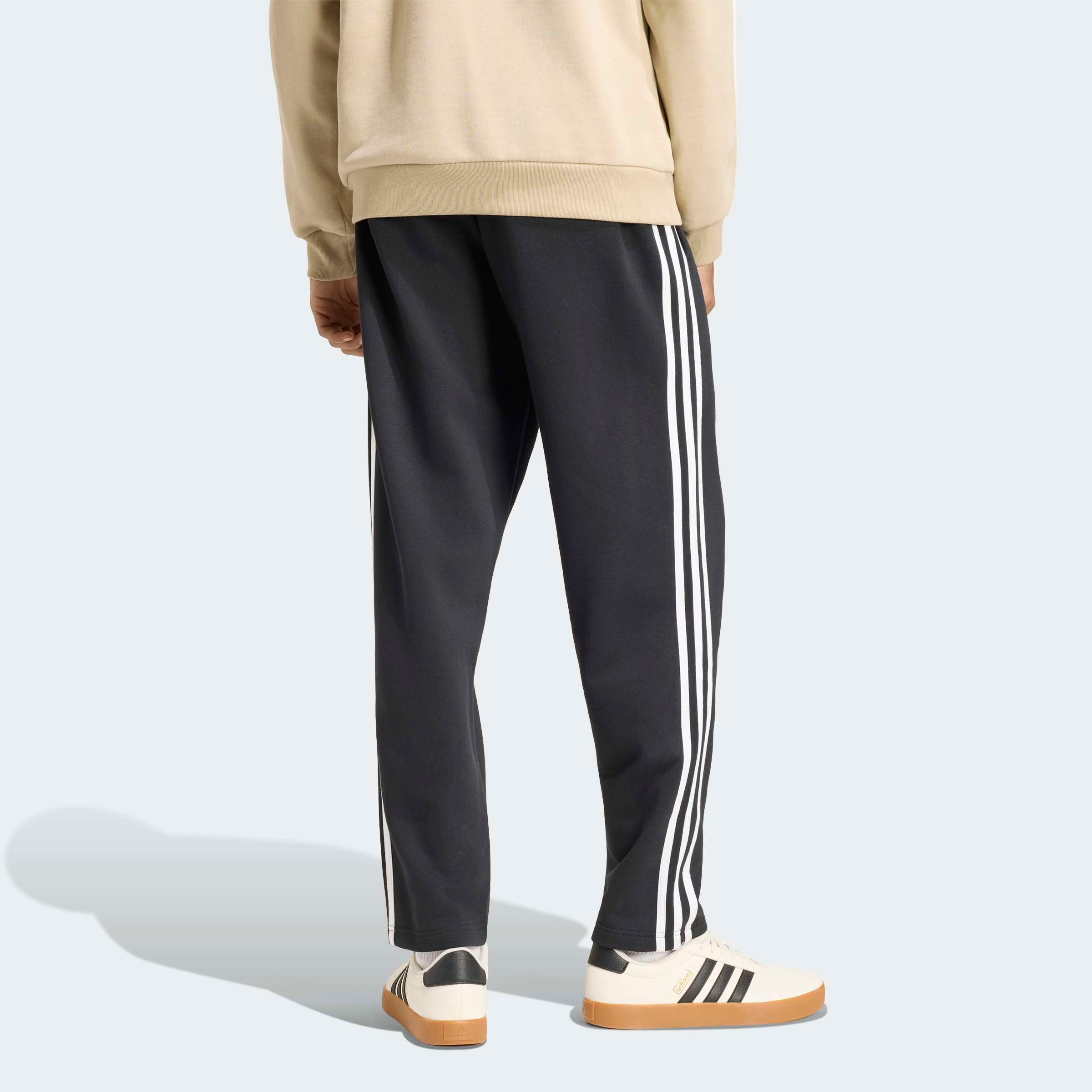 adidas Sportswear Sporthose »ESSENTIALS 3-STREIFEN FLEECE TAPERED OPEN HEM«