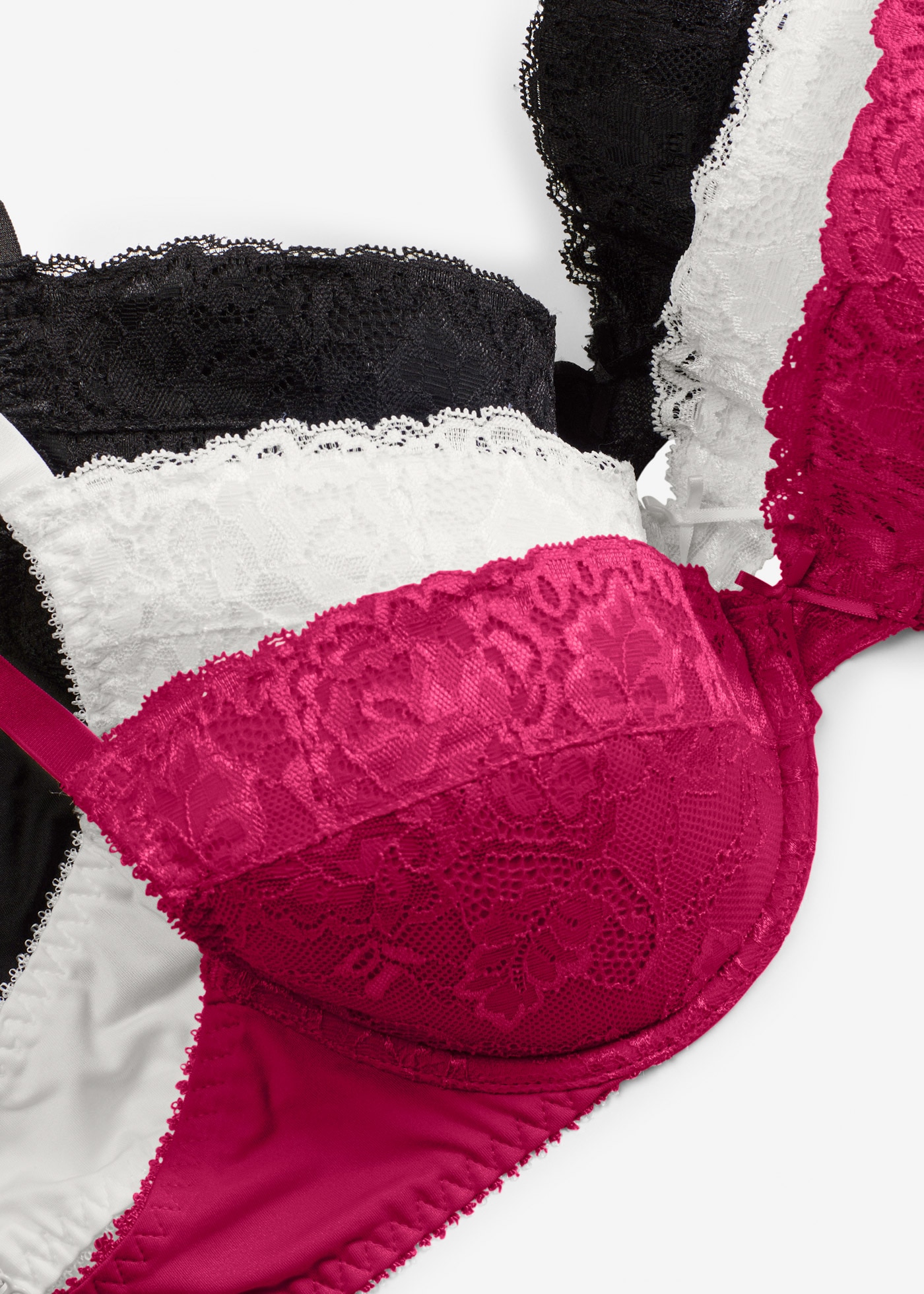 bonprix Push-up-BH »Push-up-BH mit feiner Spitze (3er Pack)« Packung, 3 Stk. leicht wattierte Cups, mit feinem Allover-Spitze, mit Baumwollfutter