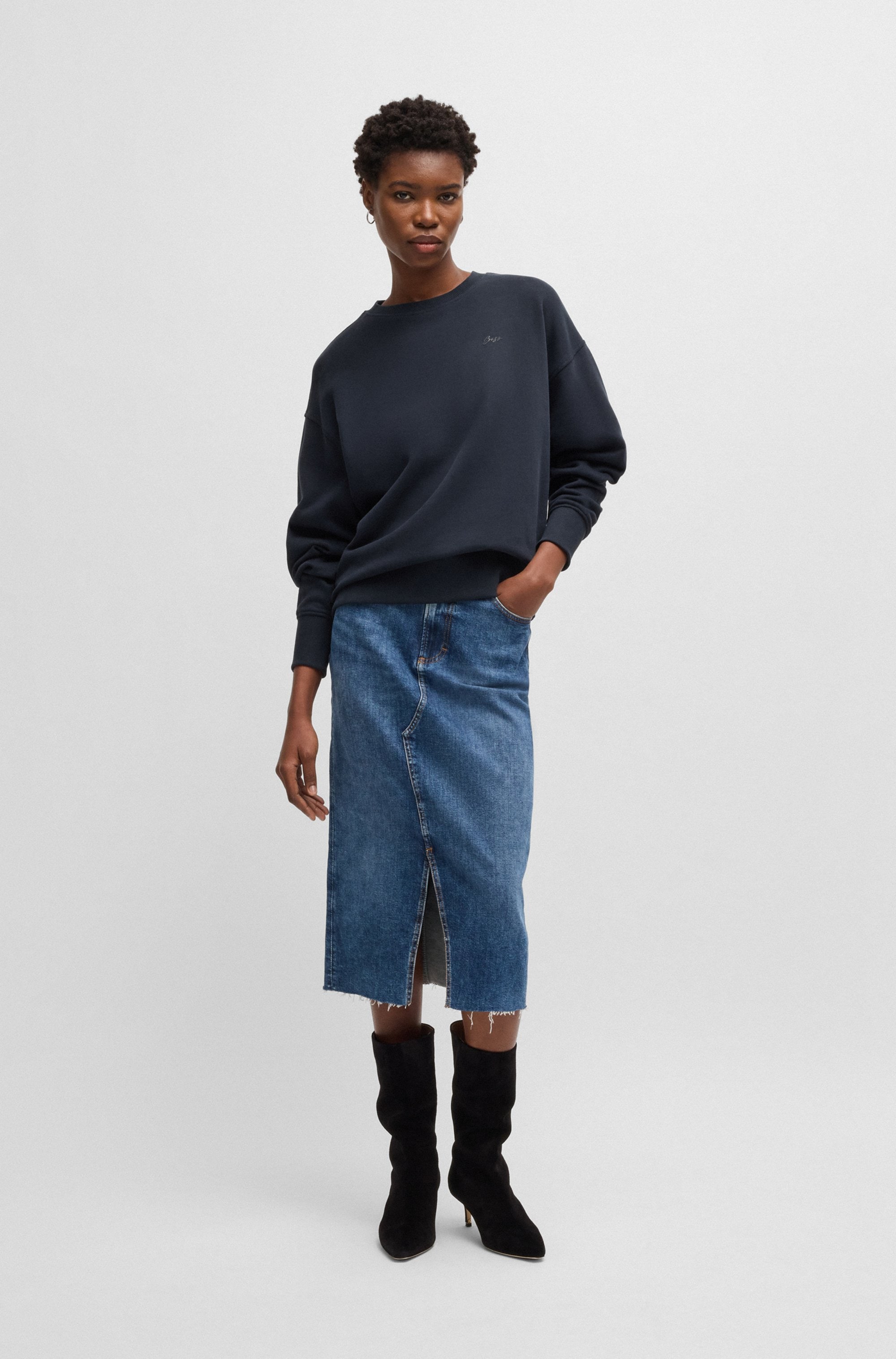 BOSS ORANGE Sweatshirt »Eteia Premium Damenmode«, oversized geschnitten, BOSS Logo