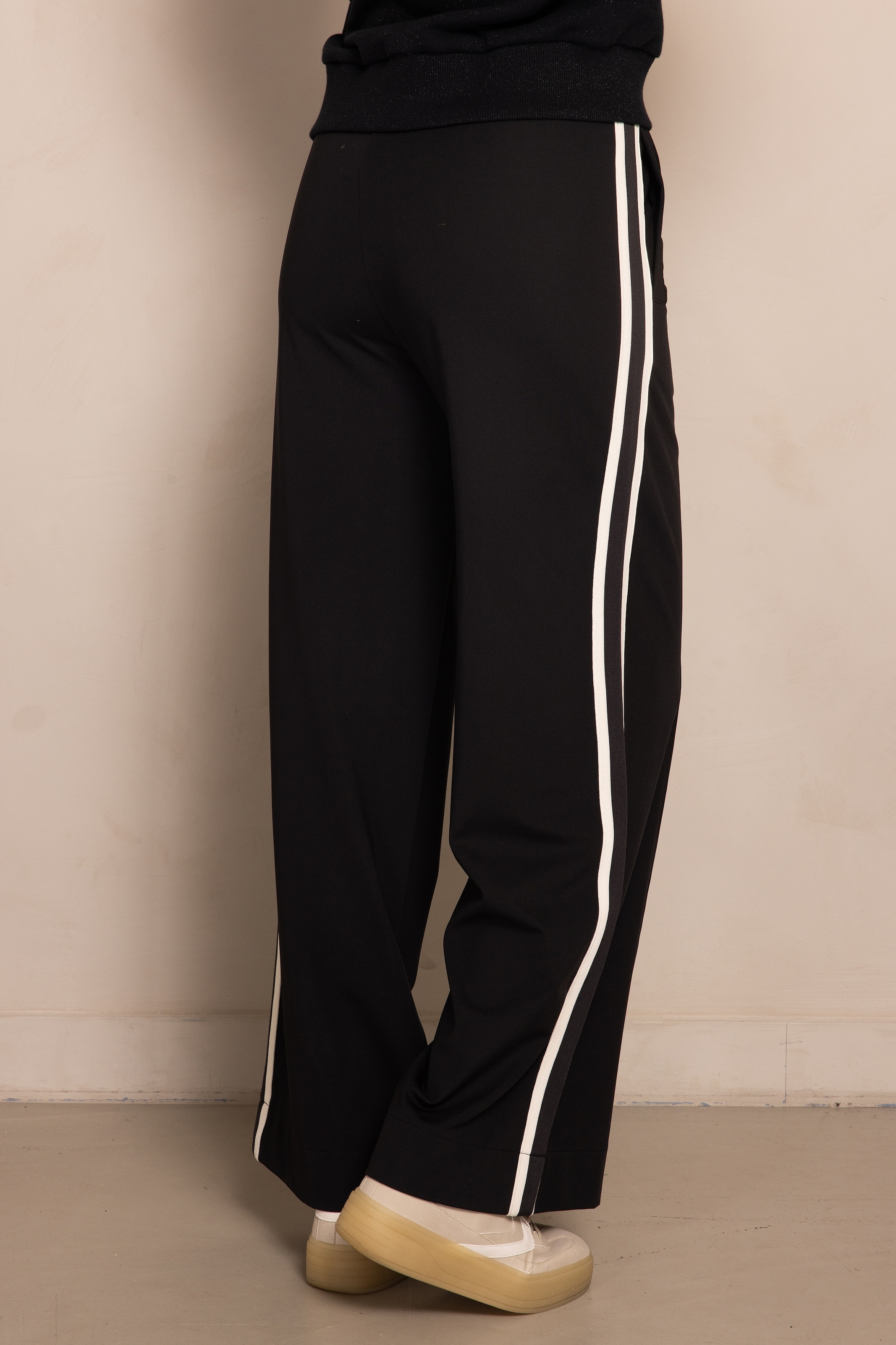 Zhrill Jerseyhose »DEENA«, Wide Leg, Galonstreifen