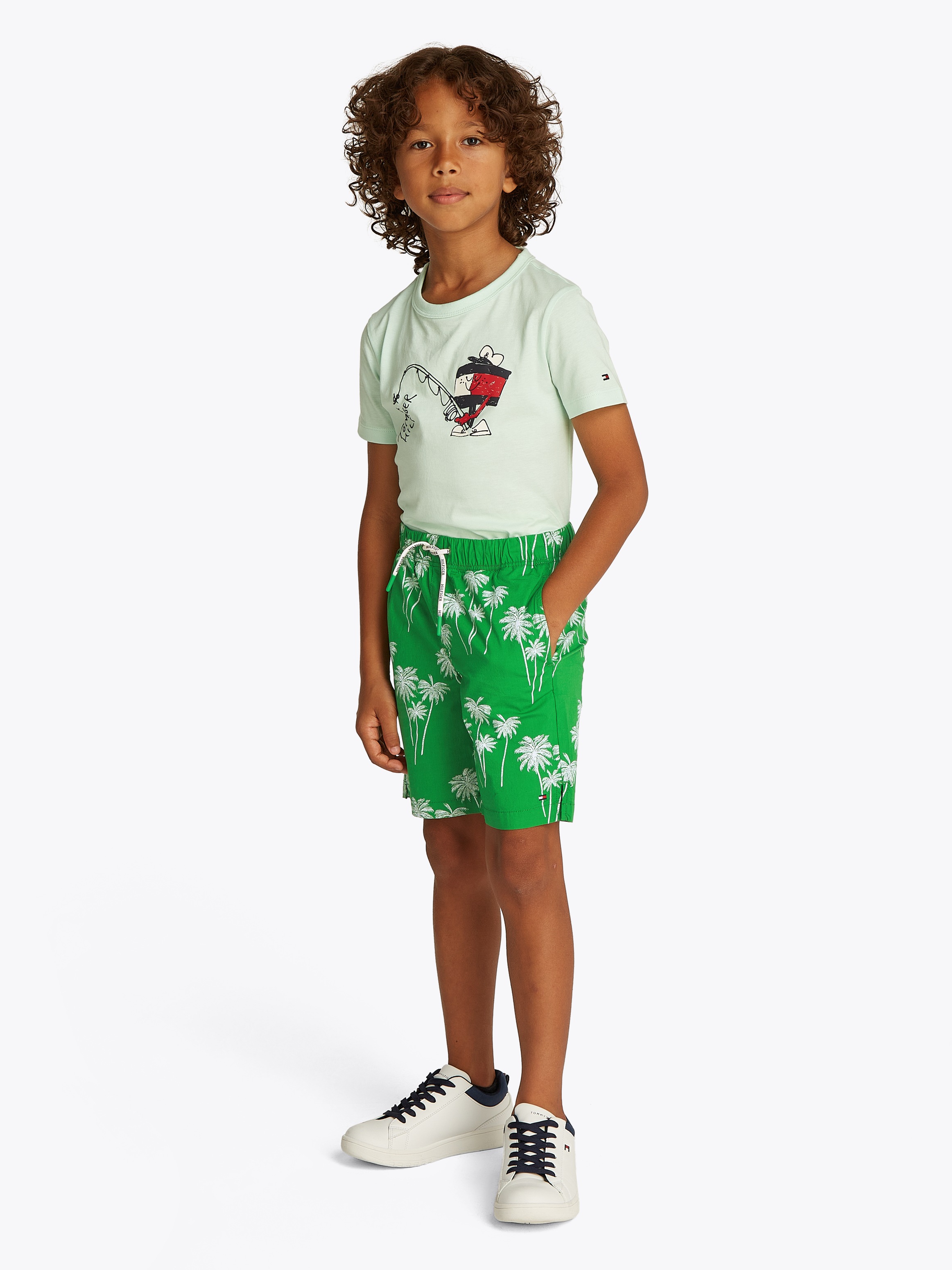 Tommy Hilfiger Shorts »STRETCH POPLIN PRINTED SHORT«, mit Palmenprint