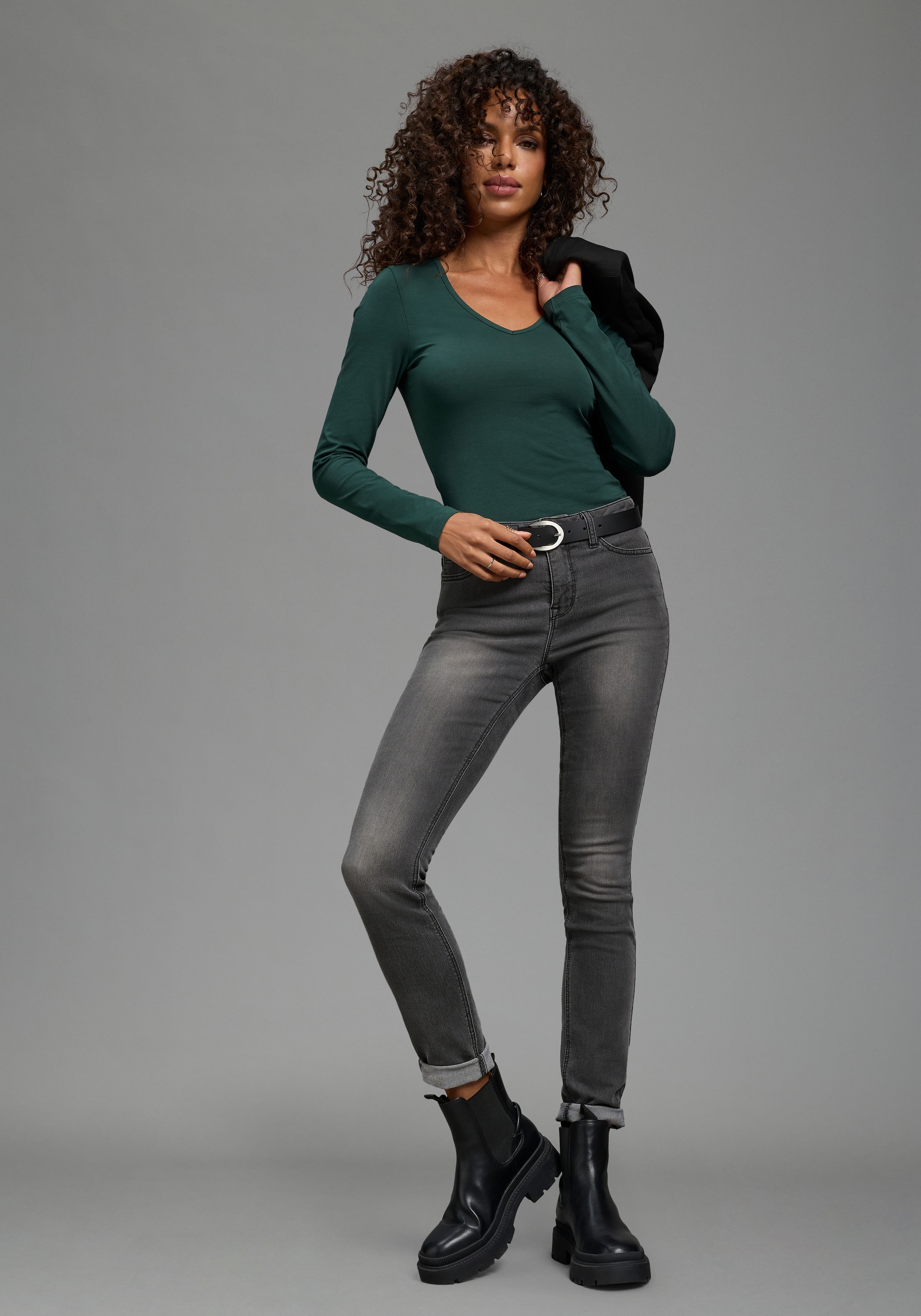 Laura Scott Langarmbody mit V-Ausschnitt, figurbetonte Passform, unifarbenes Design