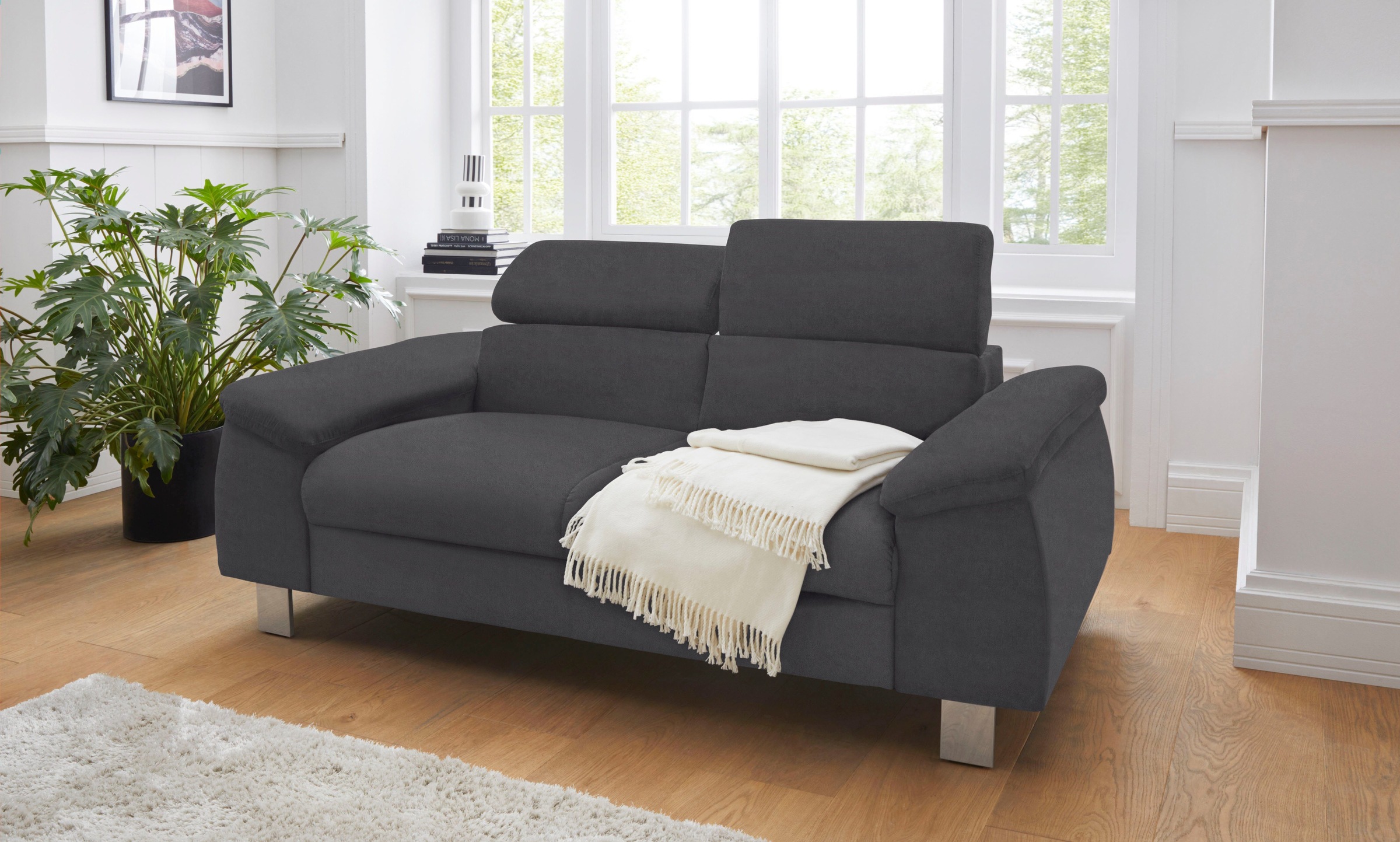 COTTA Polstergarnitur »Komaris«, (Set), Set bestehend aus: 2-Sitzer mit Kopfteilverstellung & Hocker