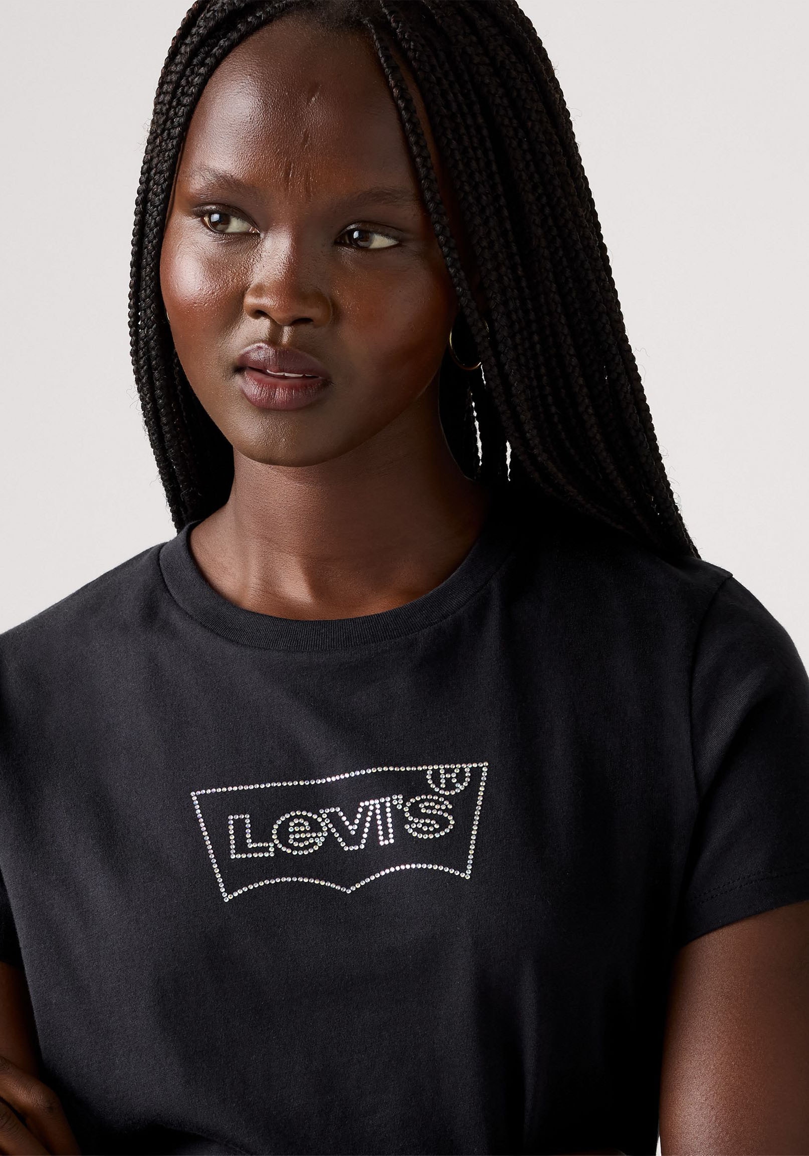 Levi's® Rundhalsshirt »THE PERFECT TEE«, mit Logo im Metallic-Holo Print
