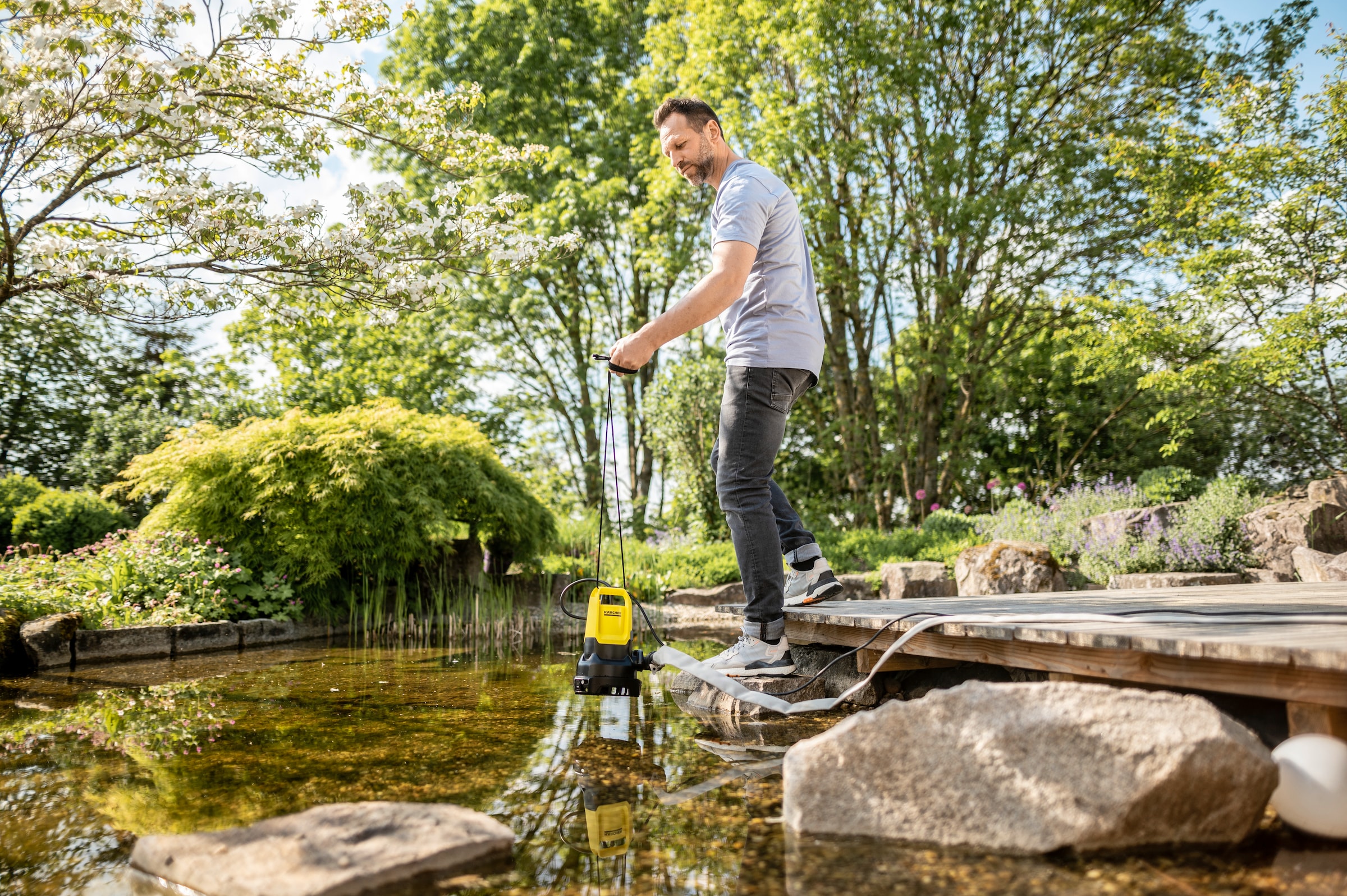 KÄRCHER Schmutzwasser-Tauchpumpe »SP 16.000 DUAL«, flachsaugende Schmutzwasser-Tauchpumpe, bis 1mm