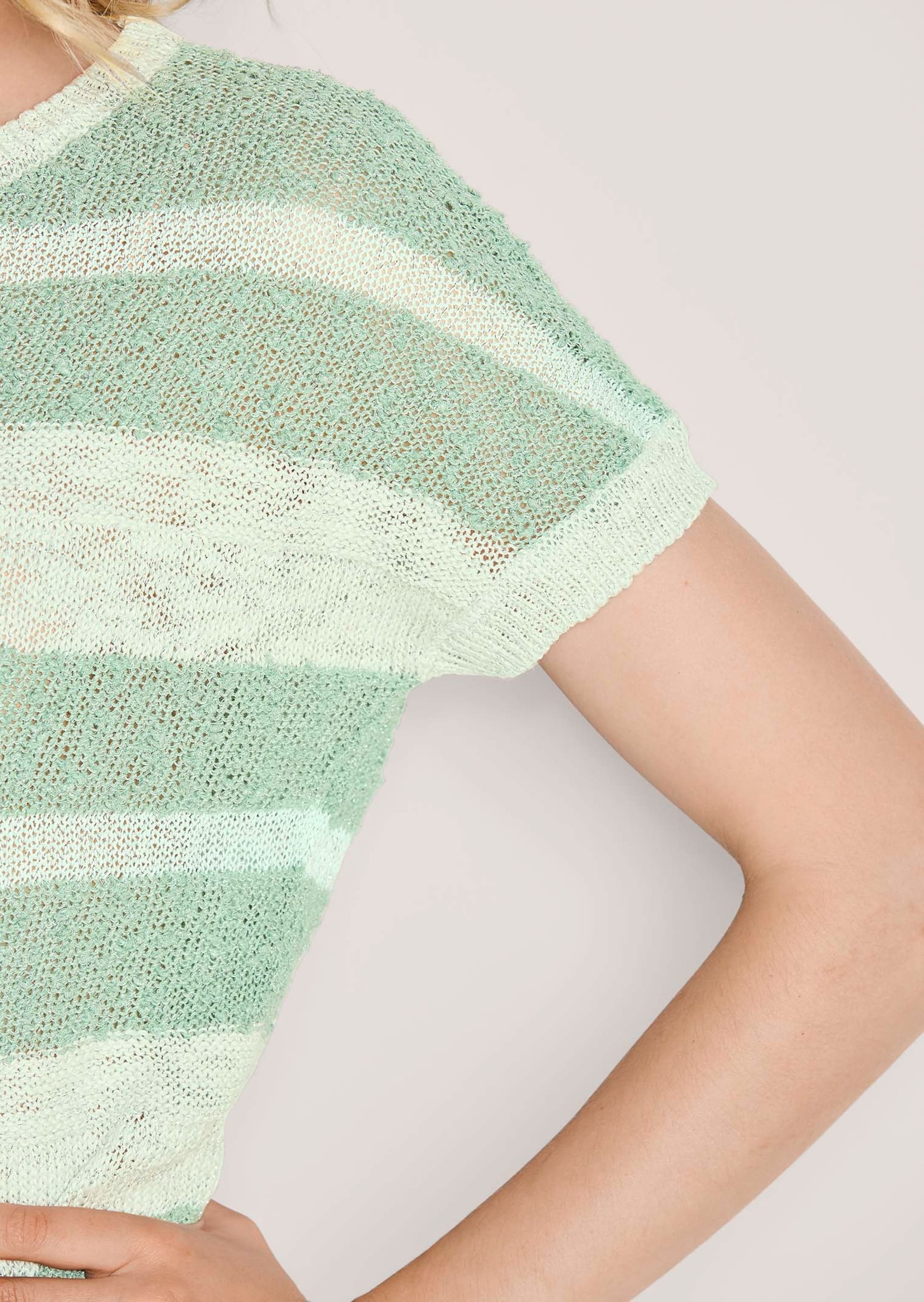 MADELEINE Longpullover »Pullover Kurzarm-Pullover mit Glanz-Effekt«