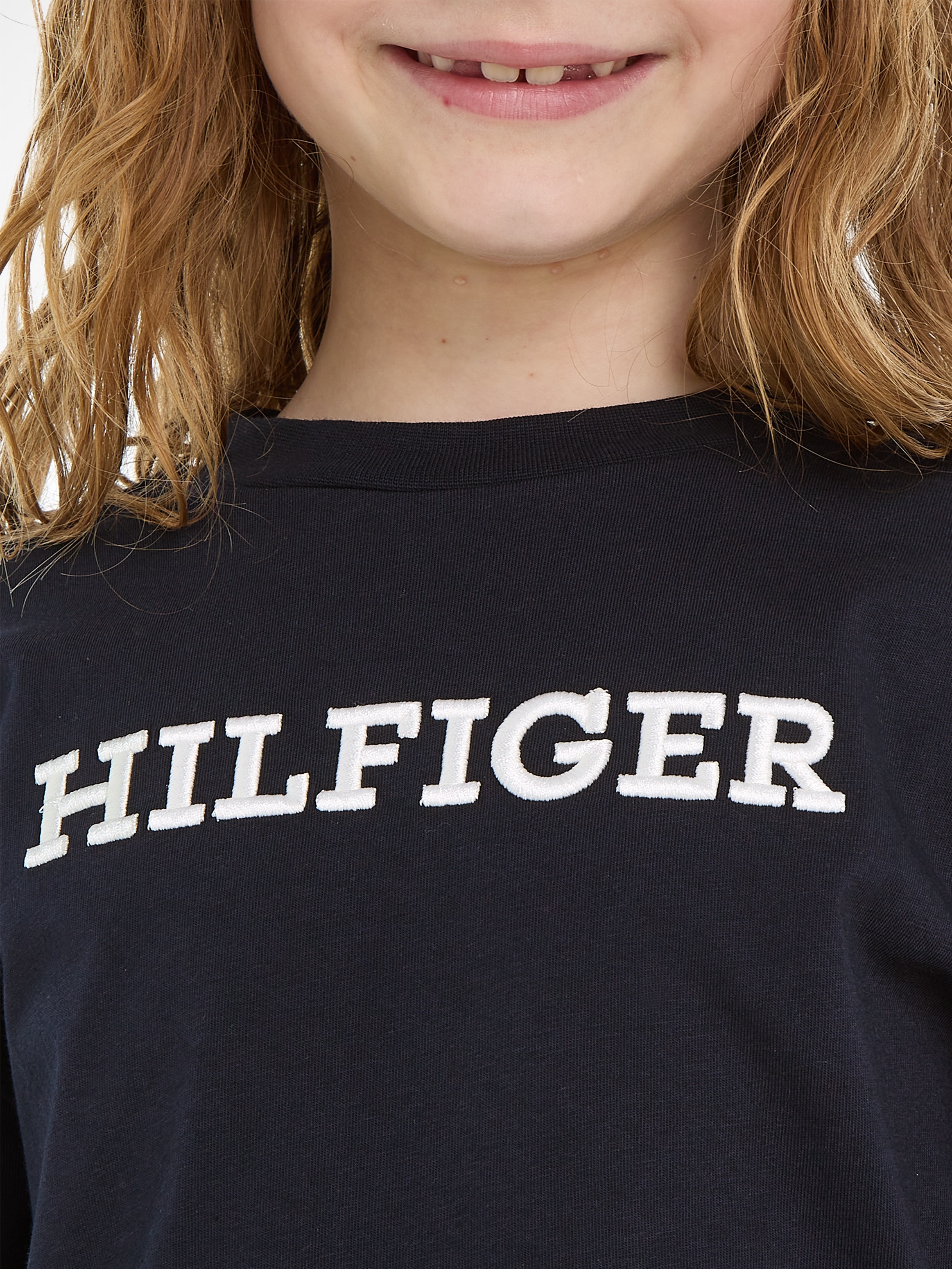Tommy Hilfiger T-Shirt »U MONOTYPE TEE S/S«, mit großer Logo-Stickerei