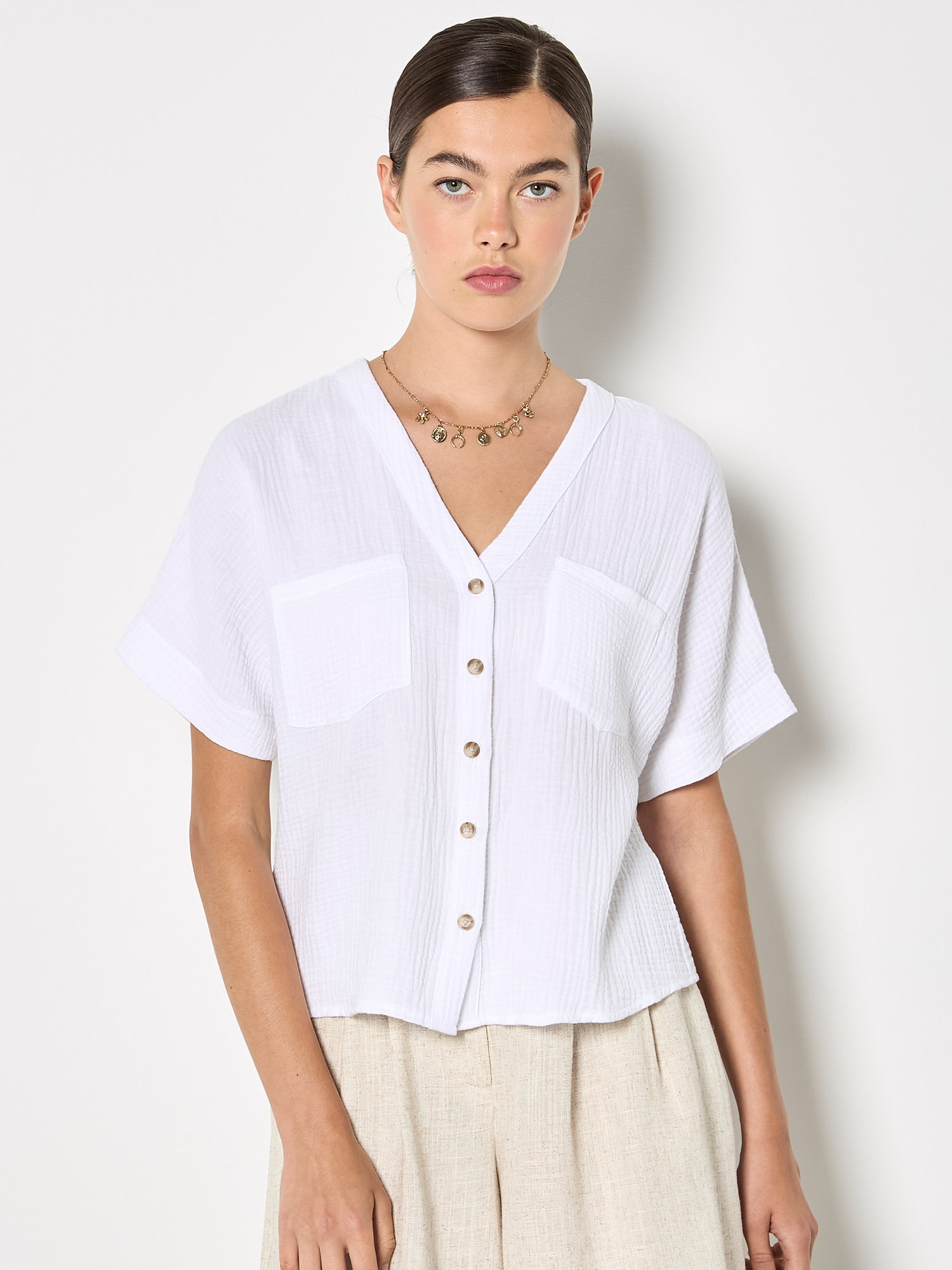 Apricot Blusentop »Strukturierte Bluse mit V-Ausschnitt« Einfarbig