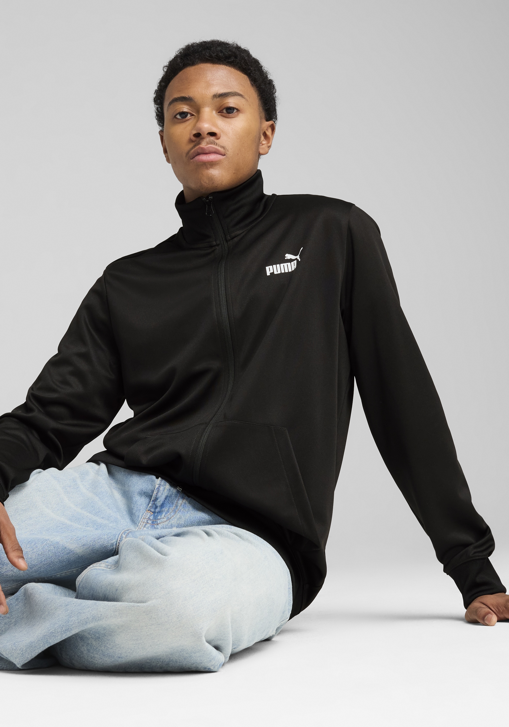 PUMA Trainingsjacke »ESS NO. 1 LOGO POLY TRACK JACKET« ohne Kapuze mit Eingrifftaschen, mit Stehkragen, DryCELL-Technologie